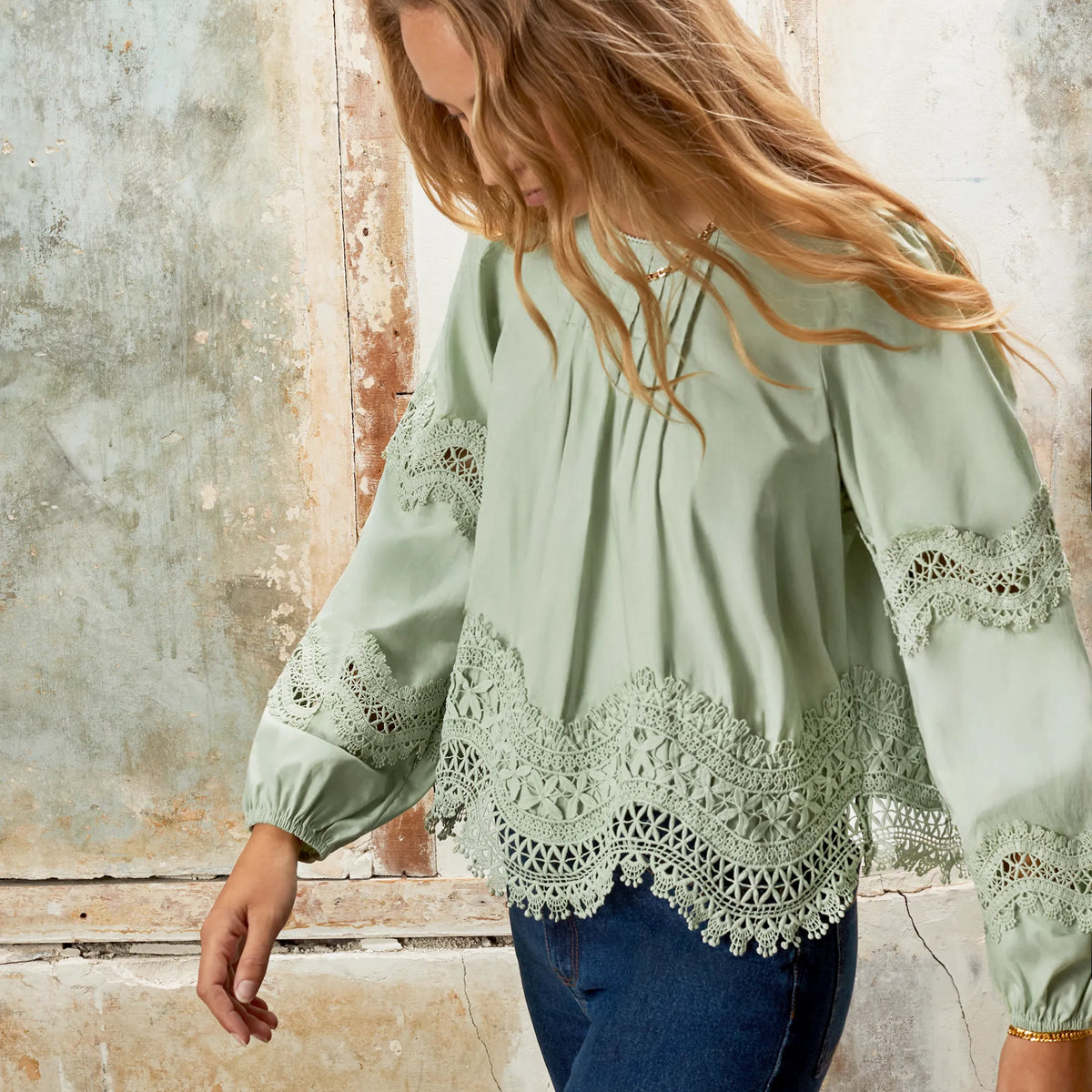 Lace-Panelled Cotton Blouse – Ro&Zo