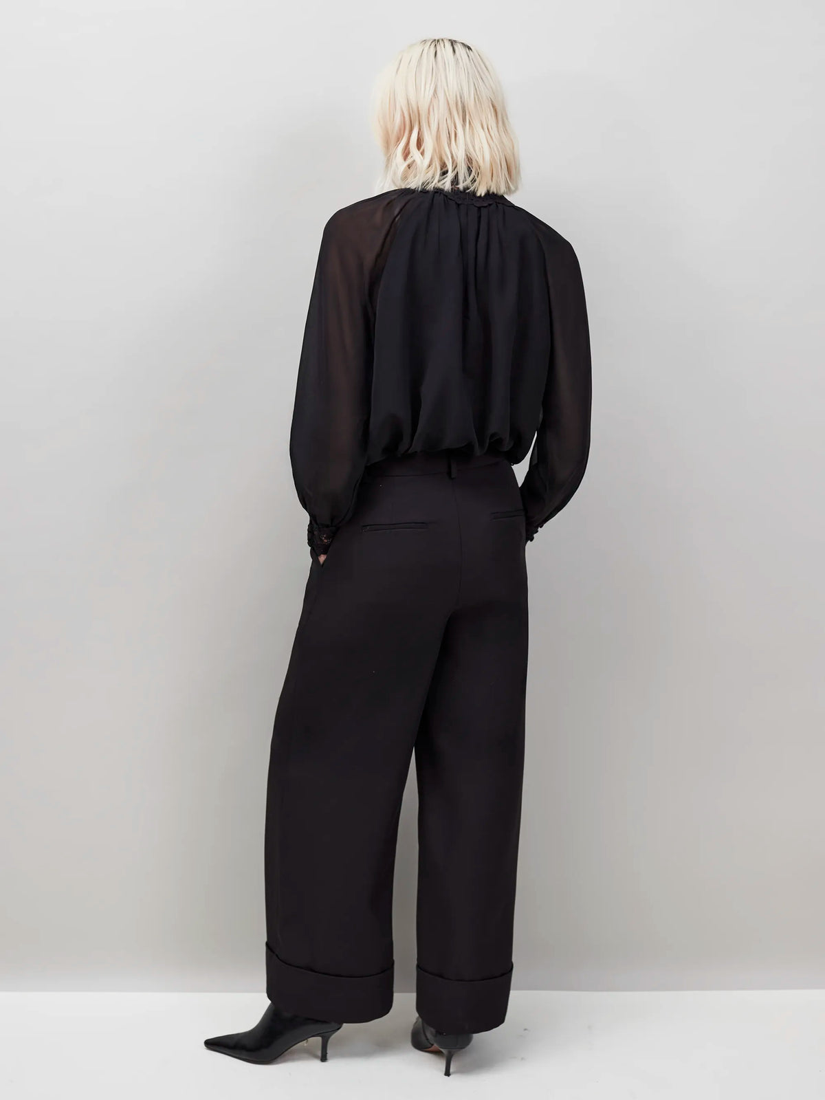 Black Lace Trim Bubble Hem Blouse