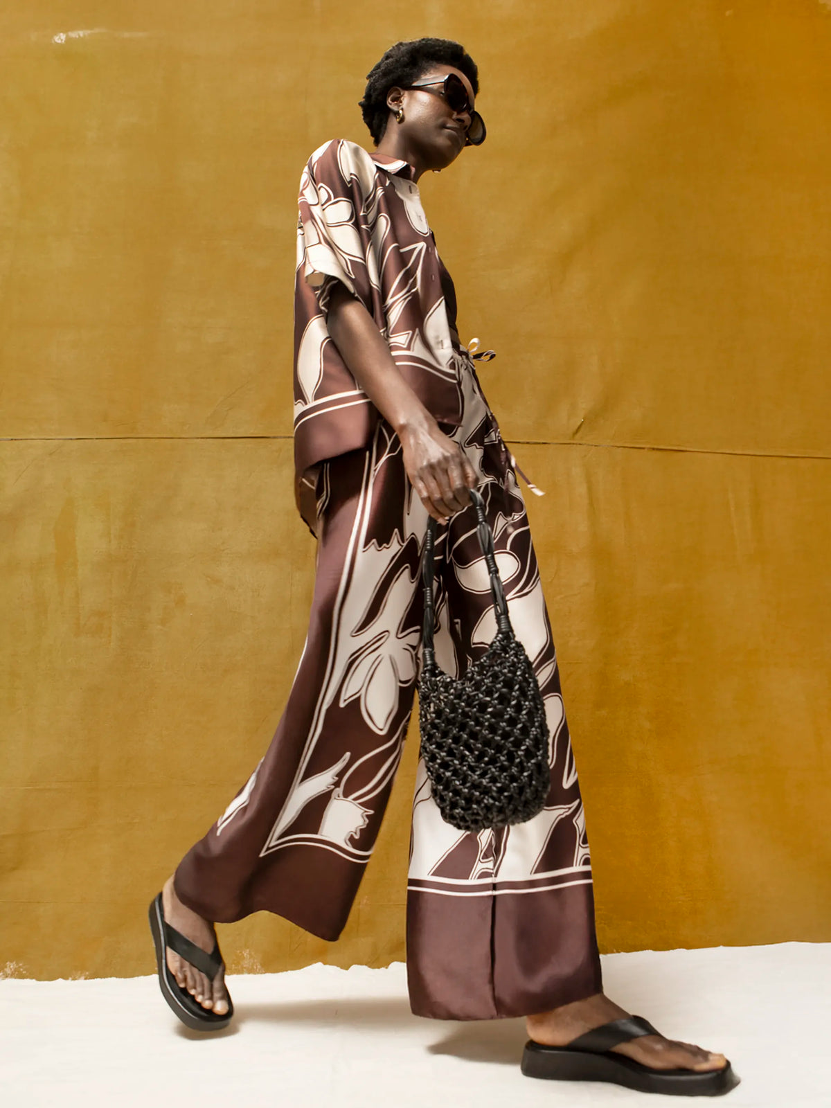 Petite Brown Swirl Border Print Trouser