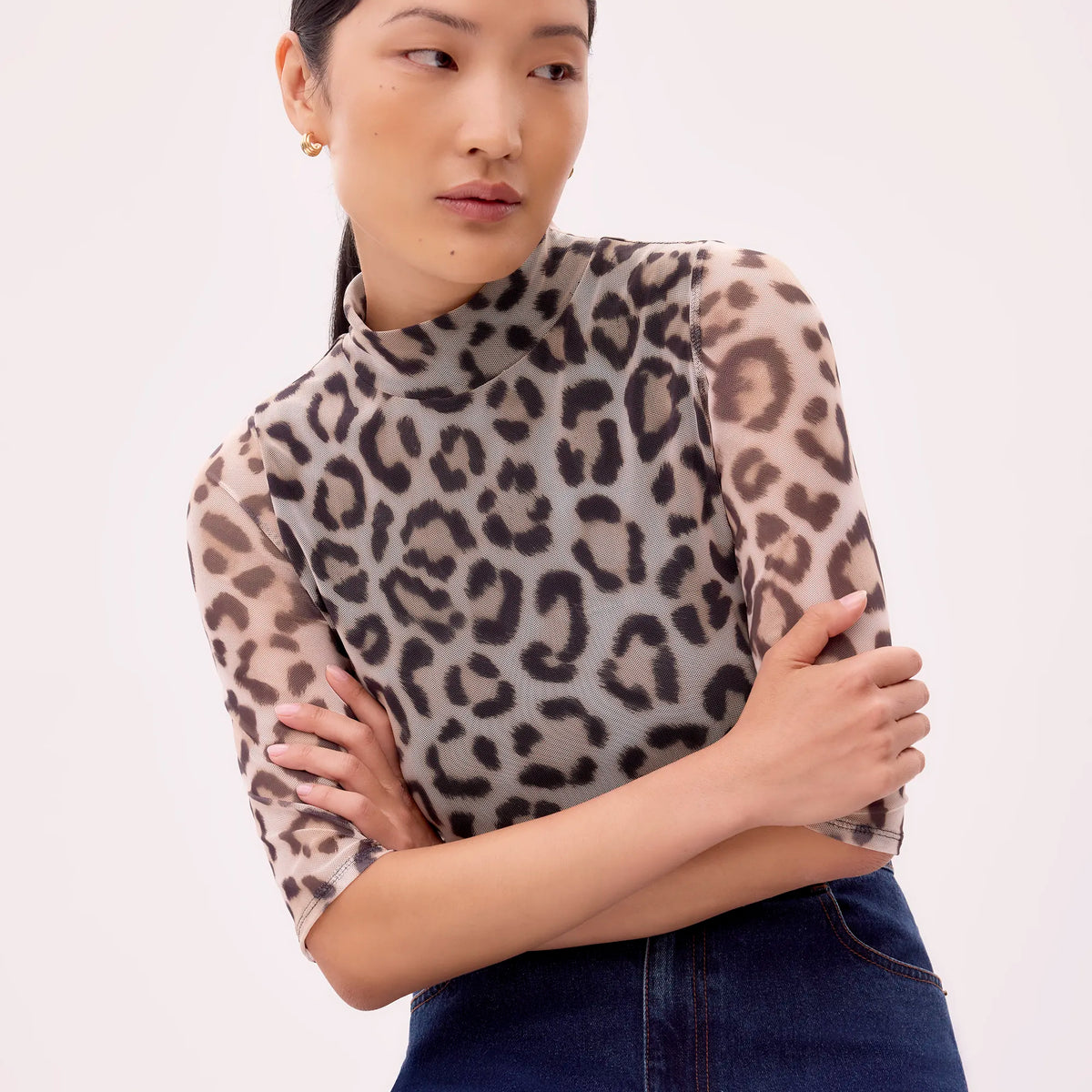 トップス TAUPE GRAPHICAL OVER PRINT MESH TEE Mesh Crop T-Shirt | Gap