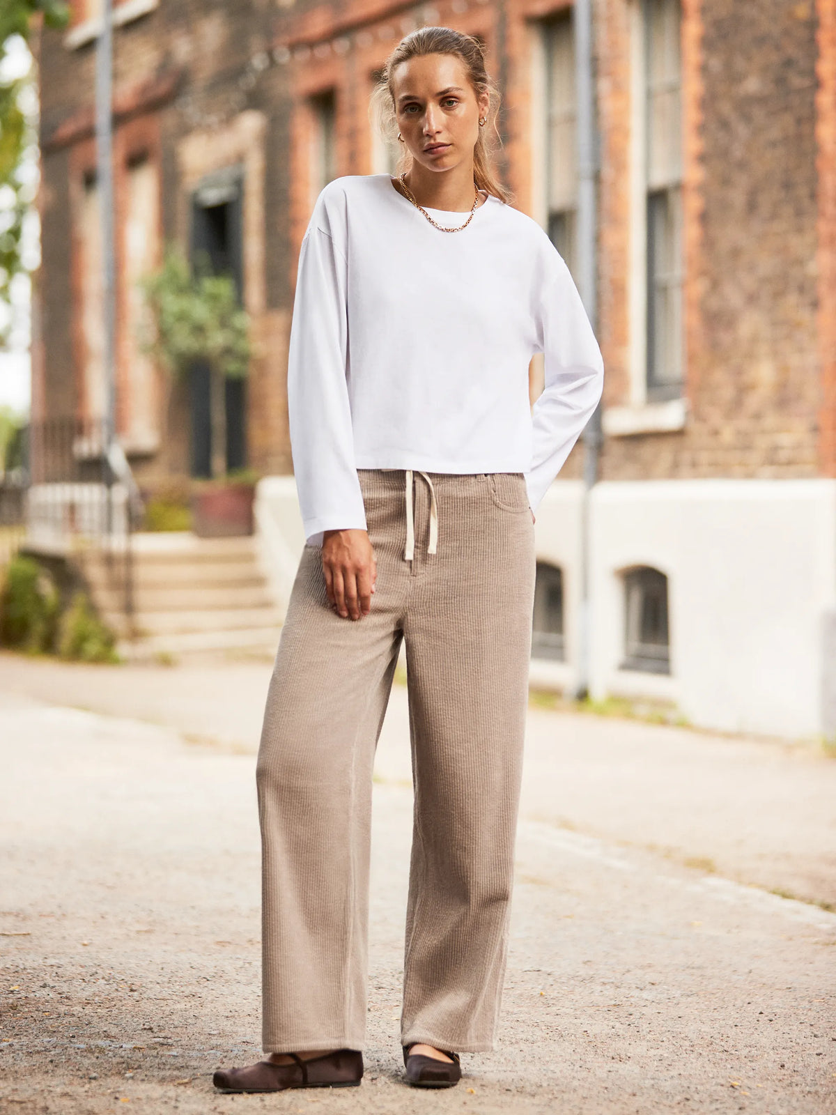 White Long-Sleeved Organic Cotton T-Shirt