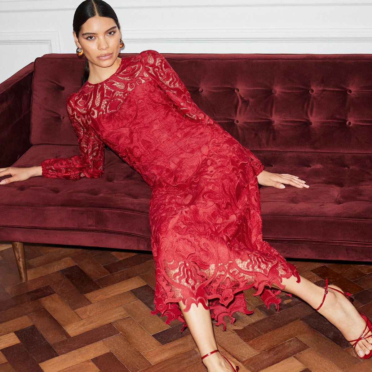 Kendall Red Lace Open Back Dress – Ro&Zo