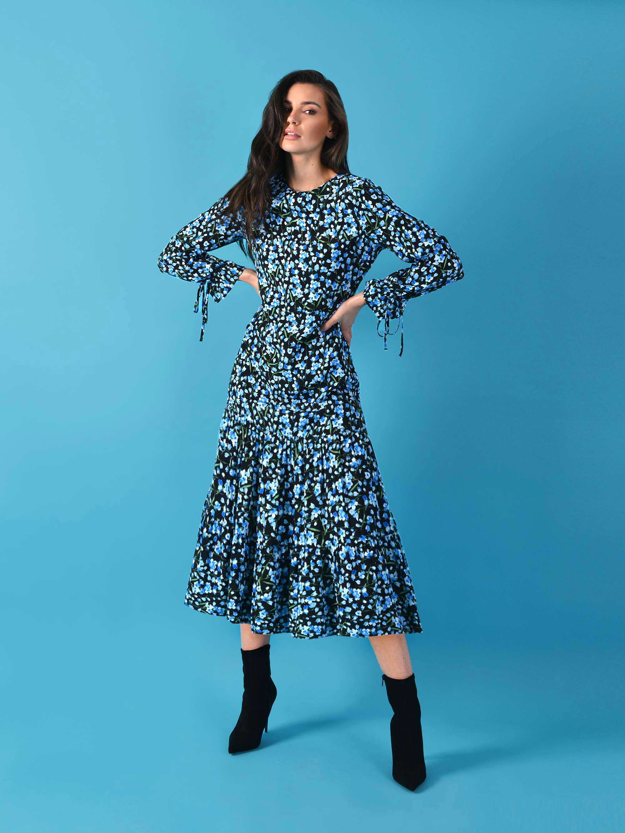 Blue Floral Tiered Midi Dress – Ro&Zo