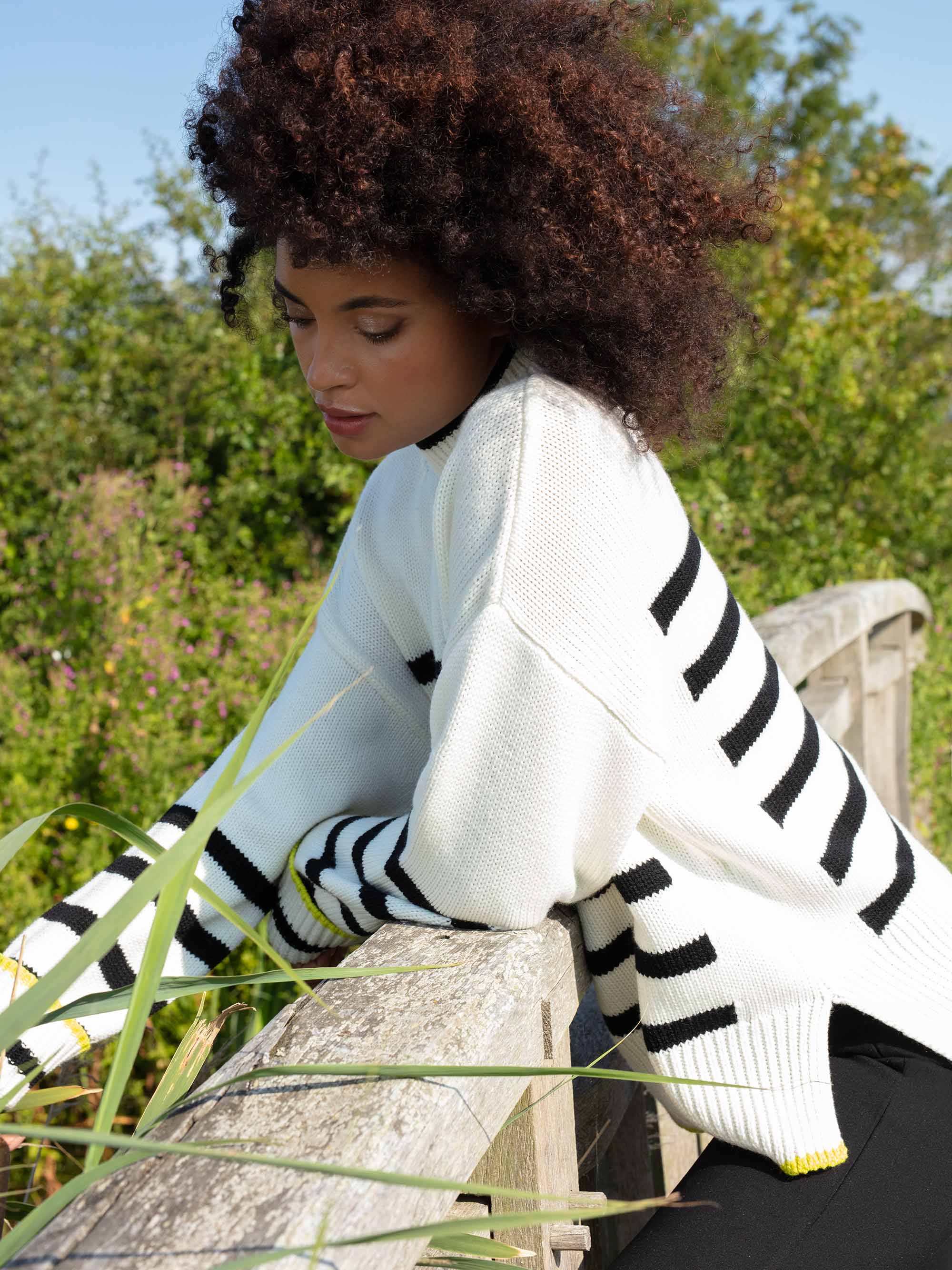 Intarsia Stripe Turn Back Cuff Jumper – Ro&Zo