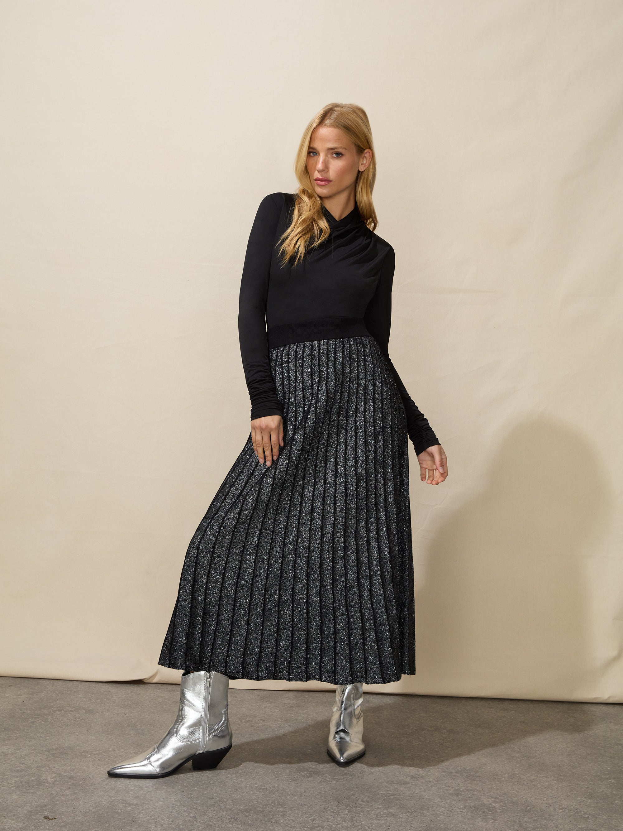 Metallic pleated shop knit skirt