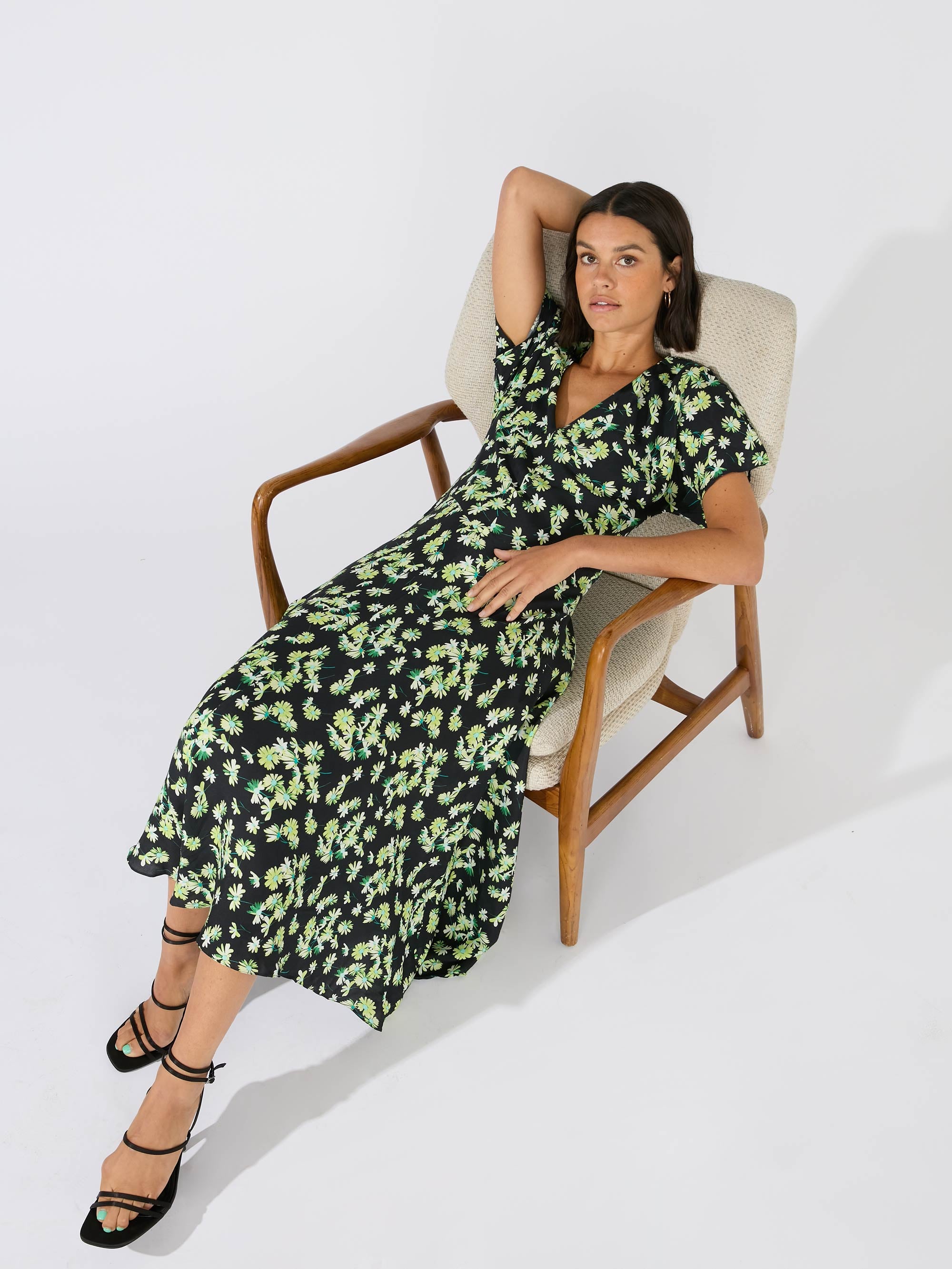 Green daisy print clearance dress