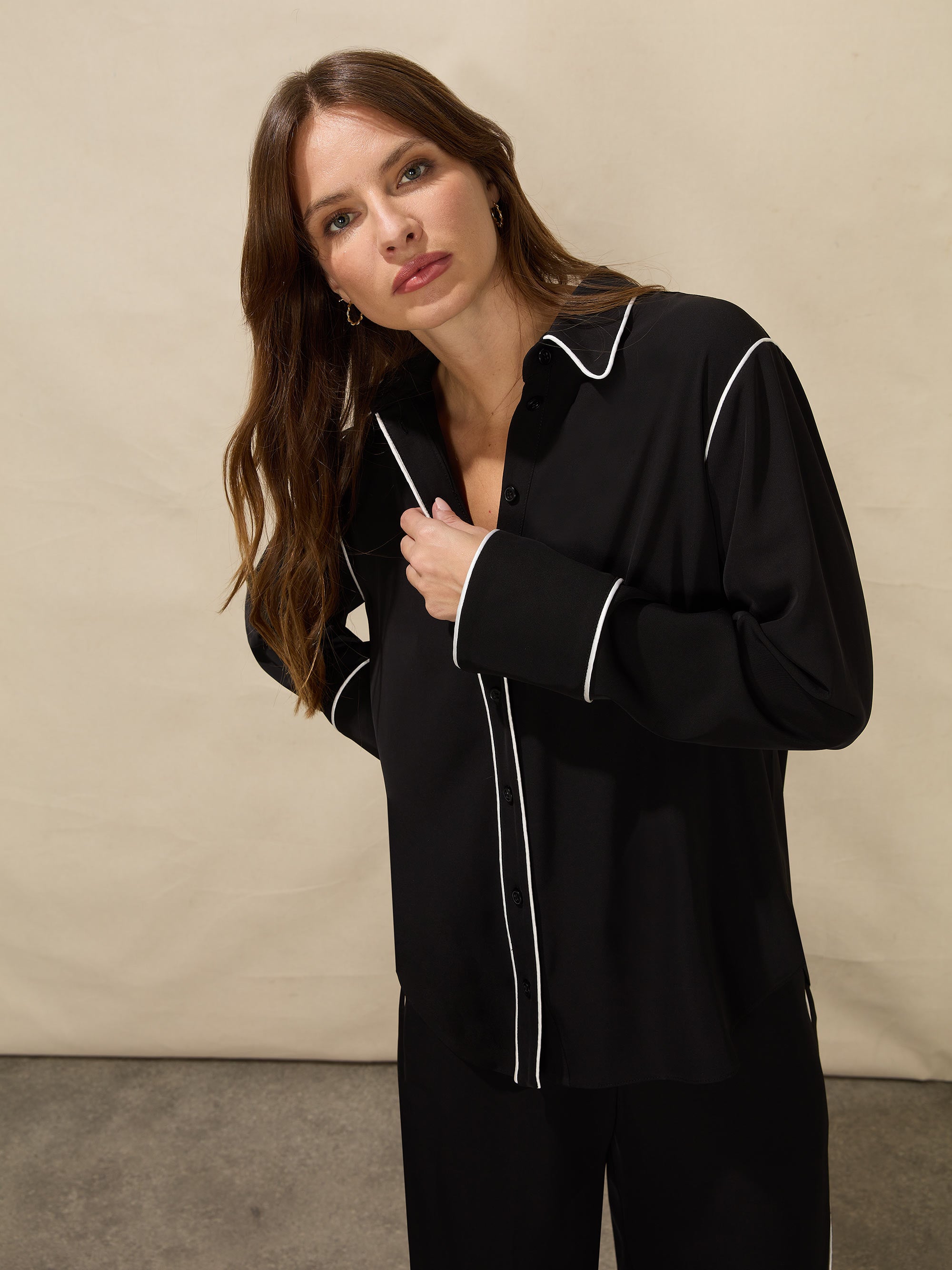 Black Crepe Contrast Piping Shirt – Ro&Zo