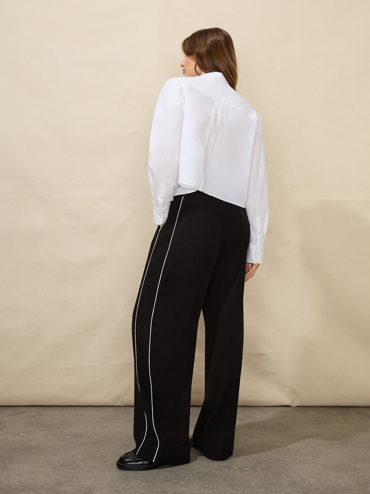 Black Crepe Contrast Piping Trousers