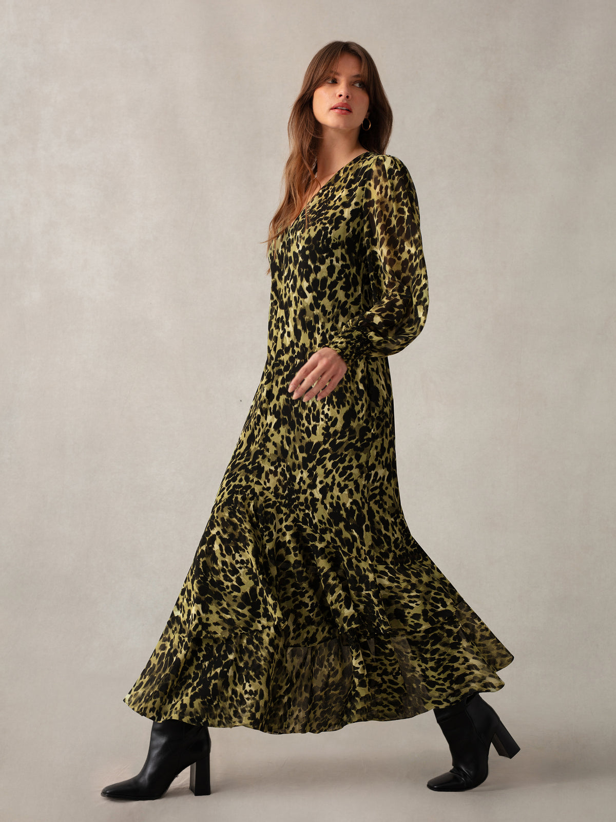 Soft Leopard Print V-Neck Midi Dress