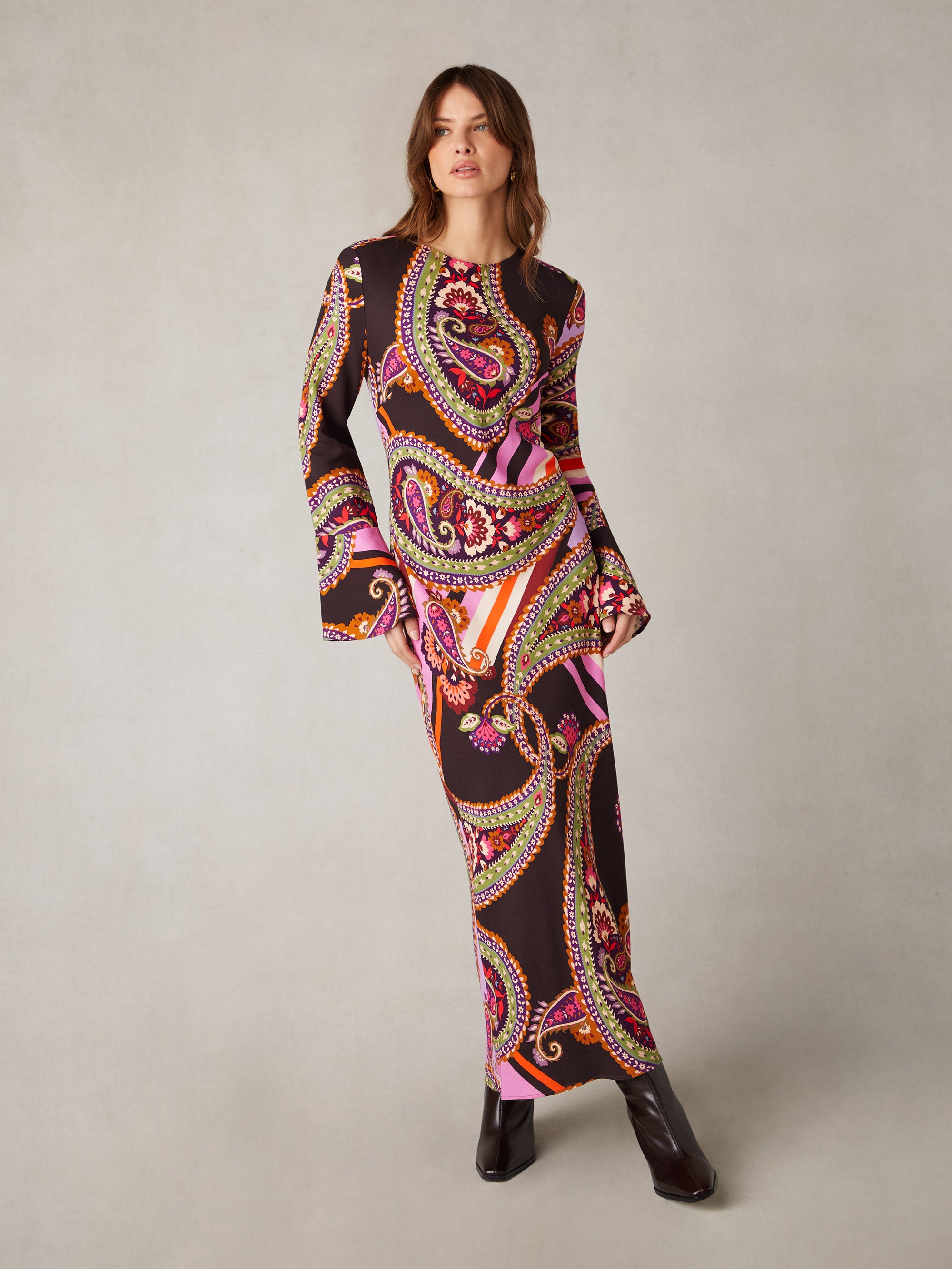 ドレス Original paisley pattern dress Paisley Print V-Neck Maxi Dress