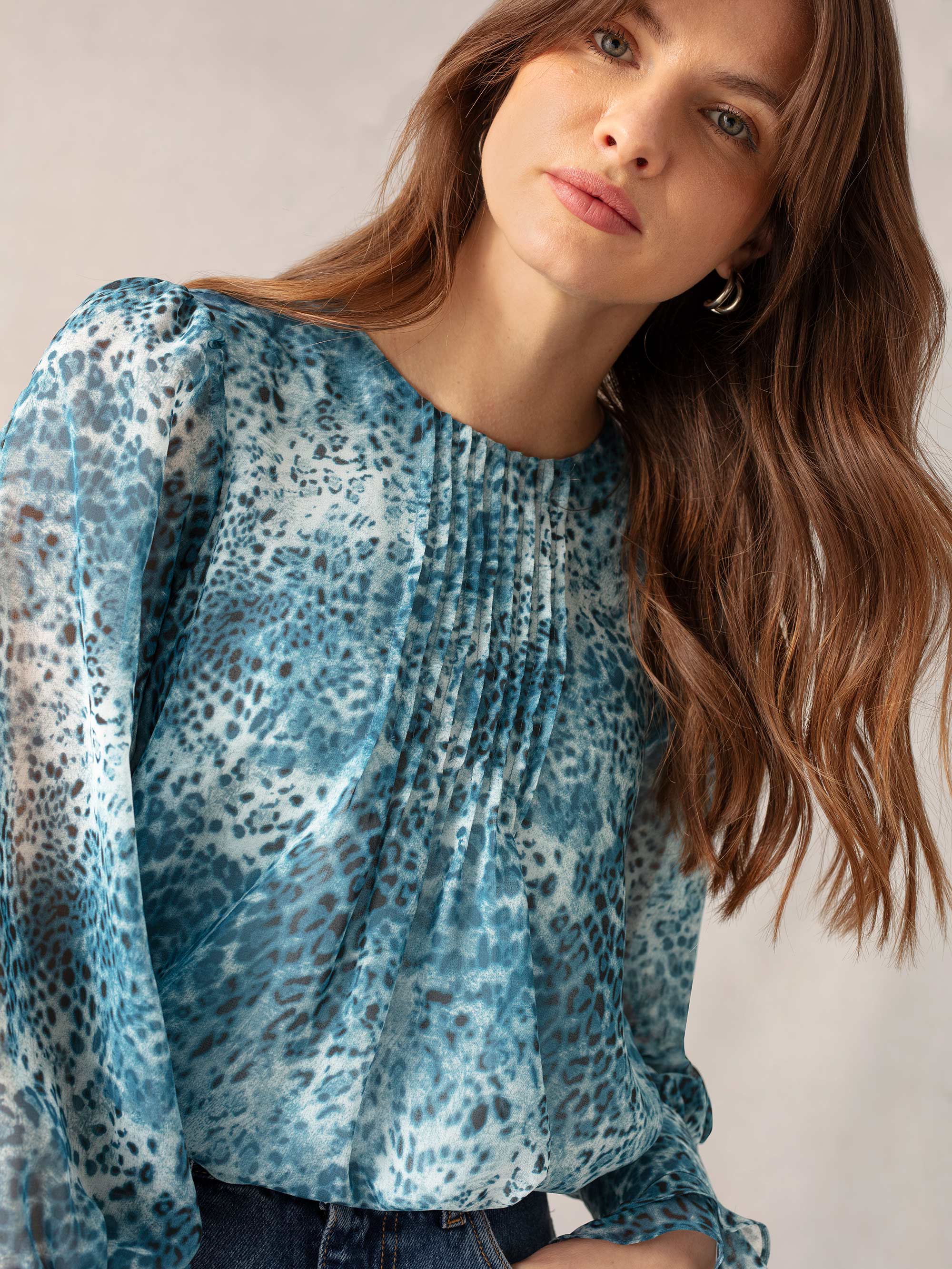 Blue Leopard Print Pintuck Blouse – Ro&Zo