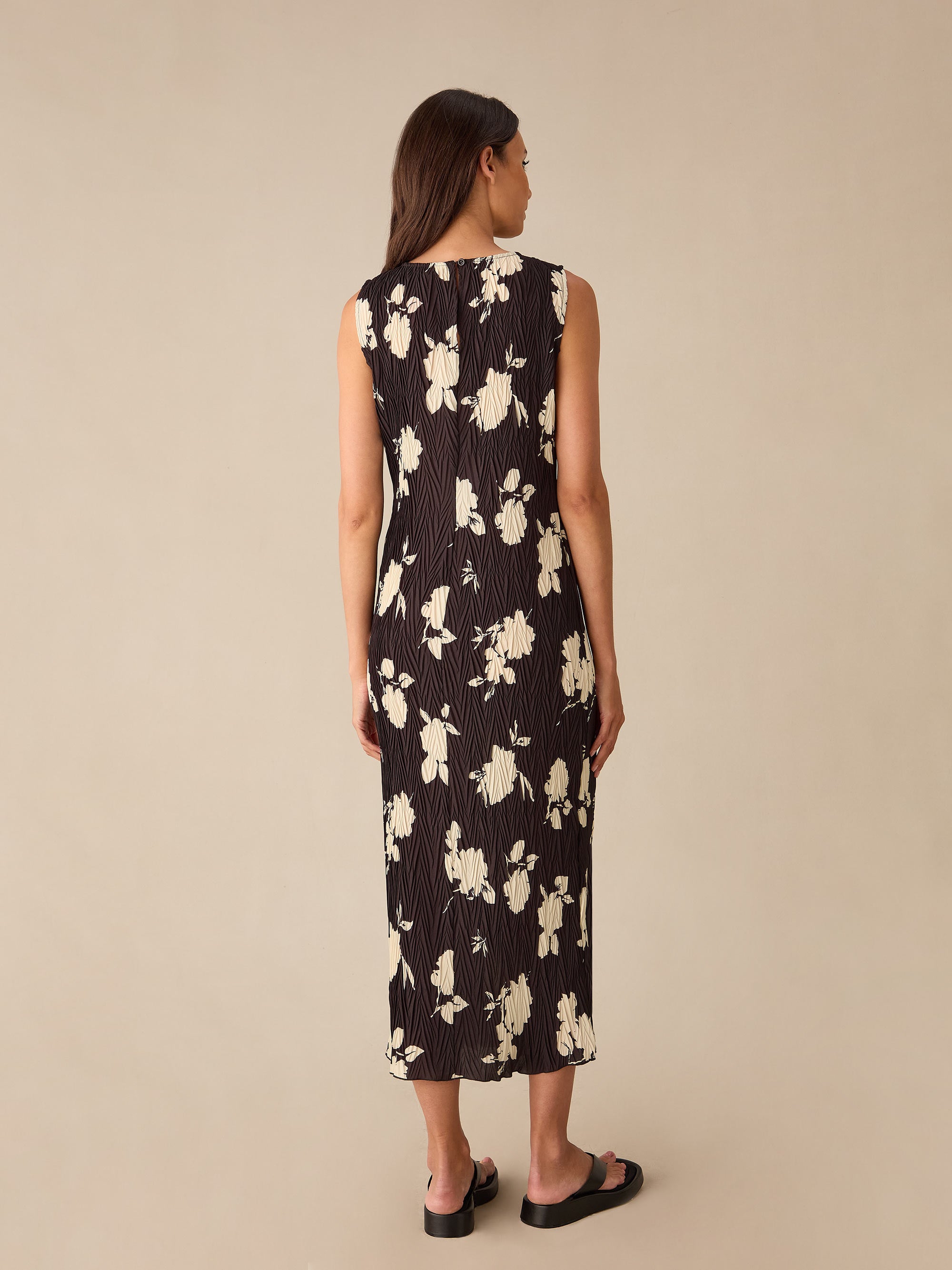 floral line pleated dress【lavender】 – BUNNY APARTMENT