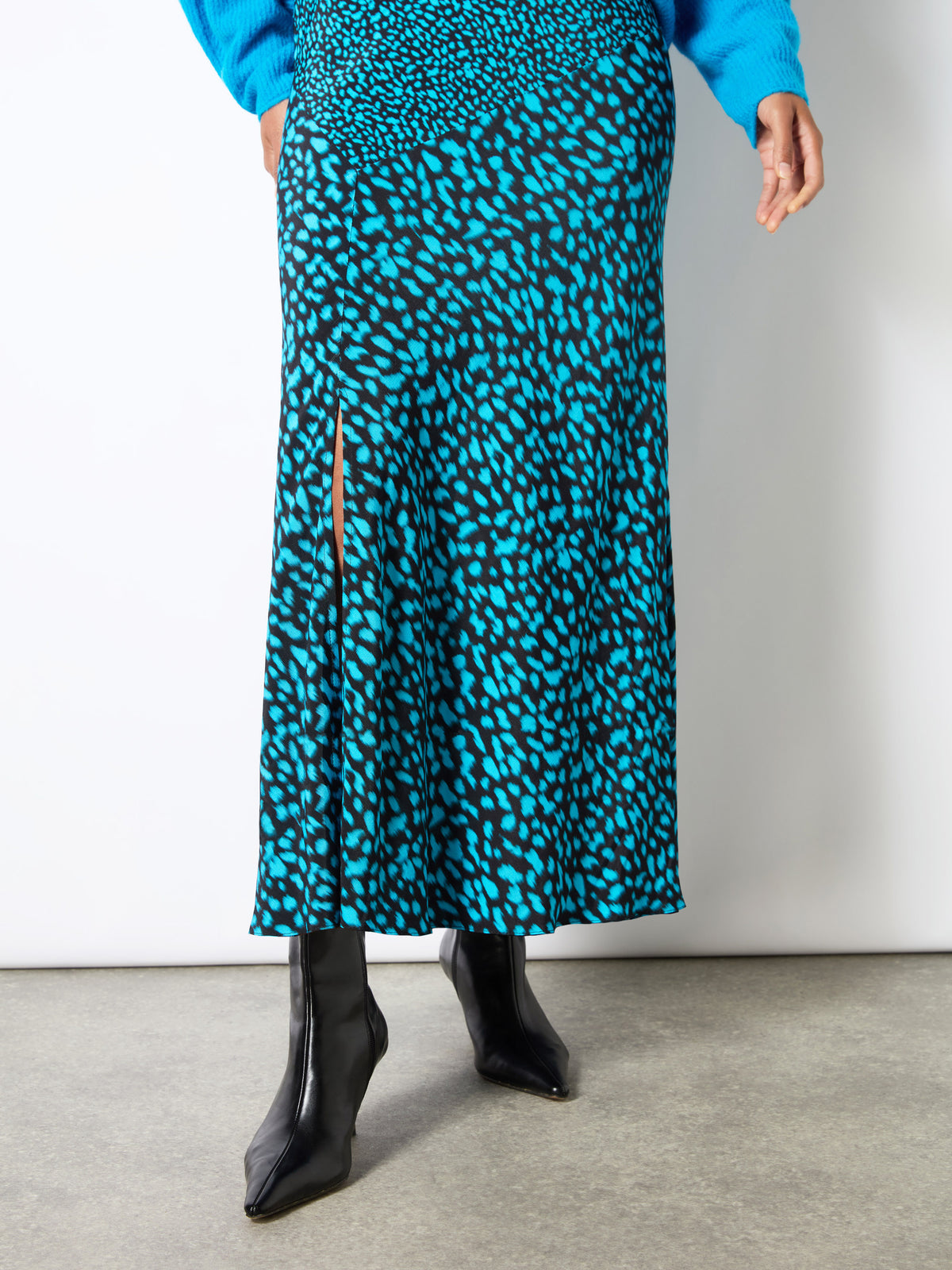 Blue Dash Print Contrast Panel Skirt