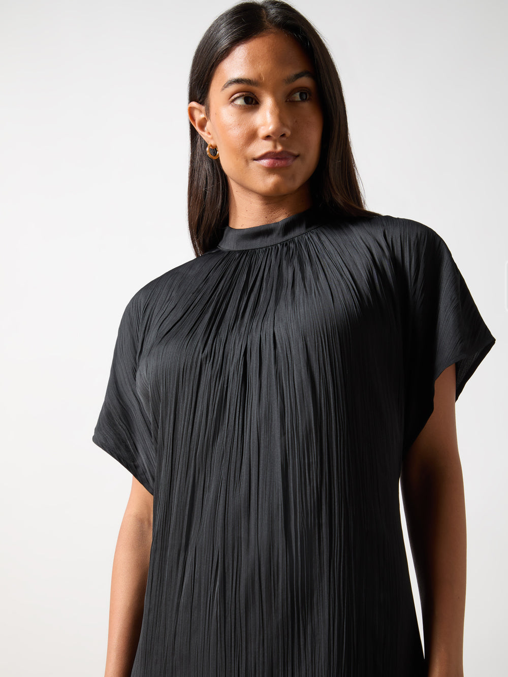 Petite Black High Neck Plisse Dress – Ro&Zo