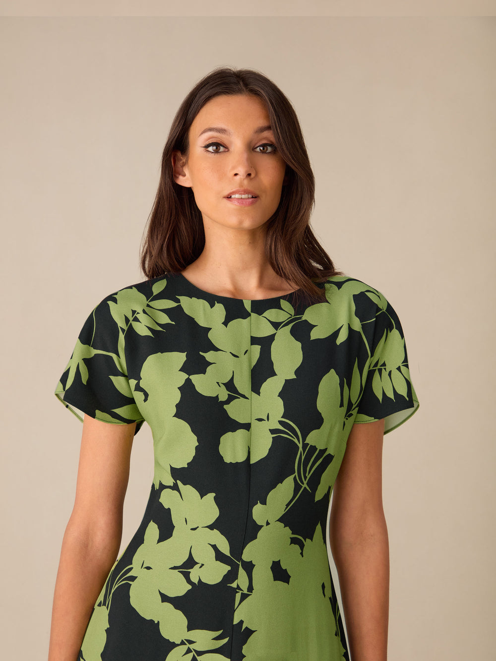 Victoria Green Floral Print Flutter Sleeve Dress Ro&Zo Victoria Green Floral Print Flutter Sleeve Dress Ro&Zo