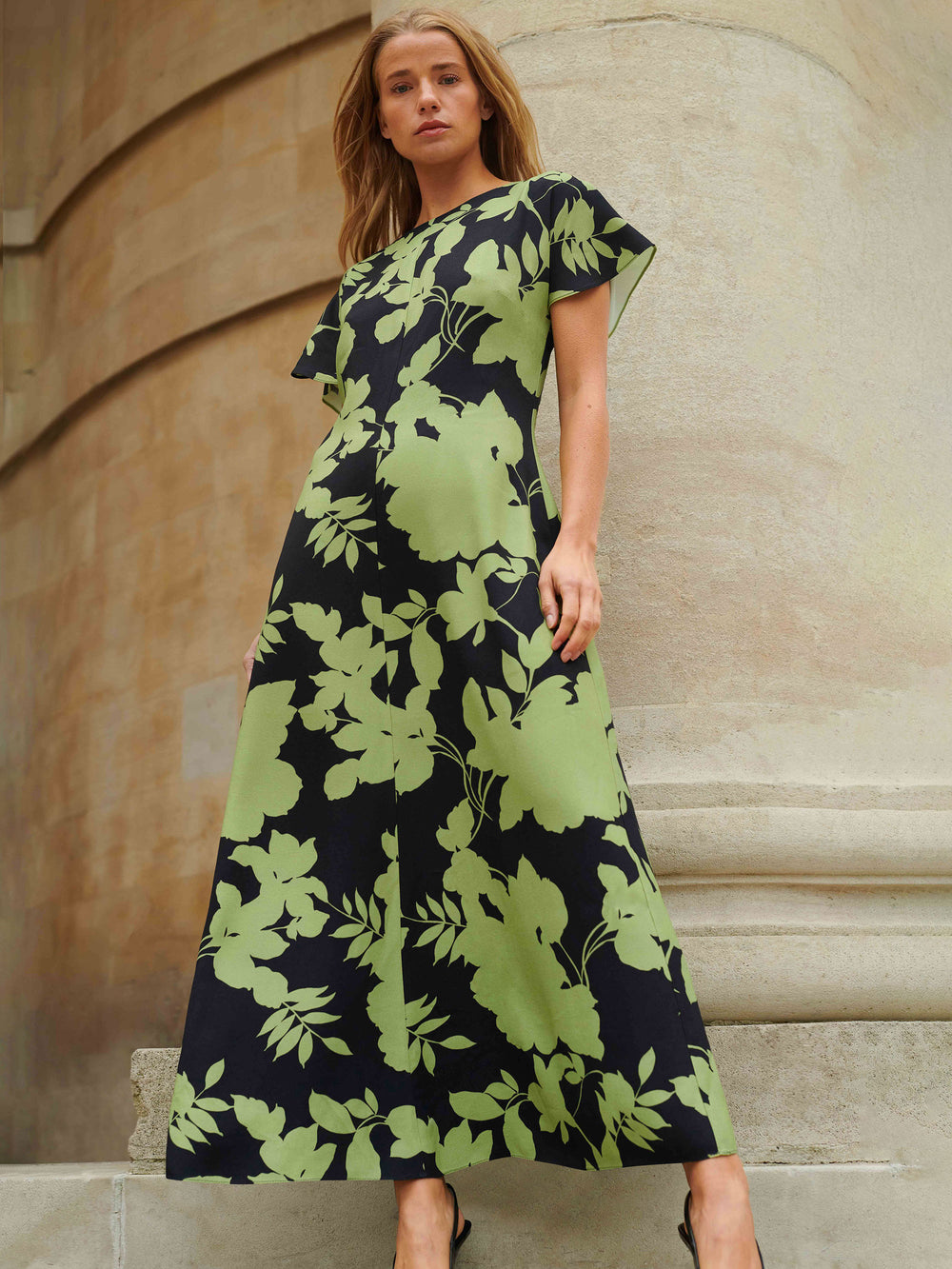Victoria Green Floral Print Flutter Sleeve Dress Ro&Zo Victoria Green Floral Print Flutter Sleeve Dress Ro&Zo
