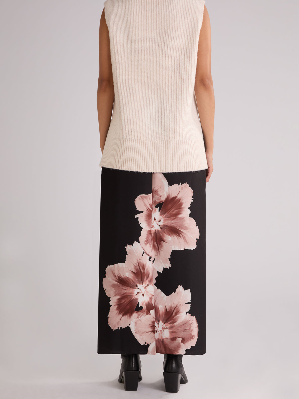 Petite Mono Floral Placement Print Skirt