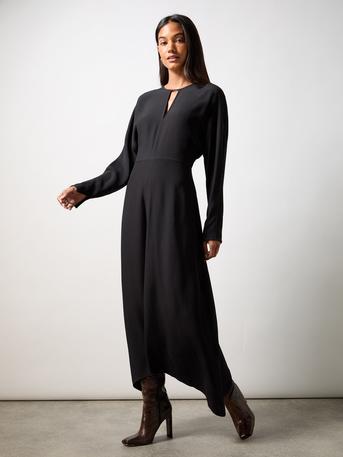 Black Crepe Keyhole Midi Dress