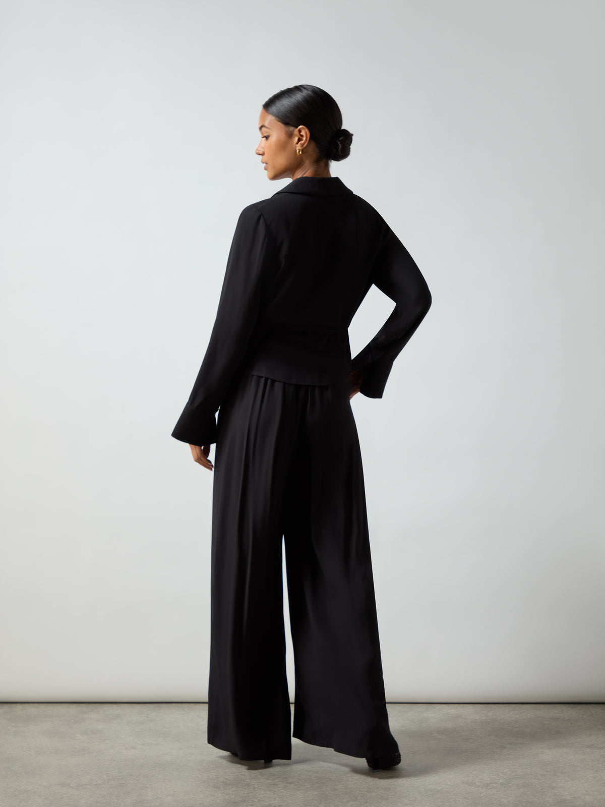 Petite Black Crepe Wide Leg Trouser