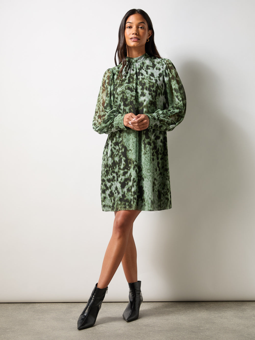 Petite Green Leopard Print High Neck Dress – Ro&Zo