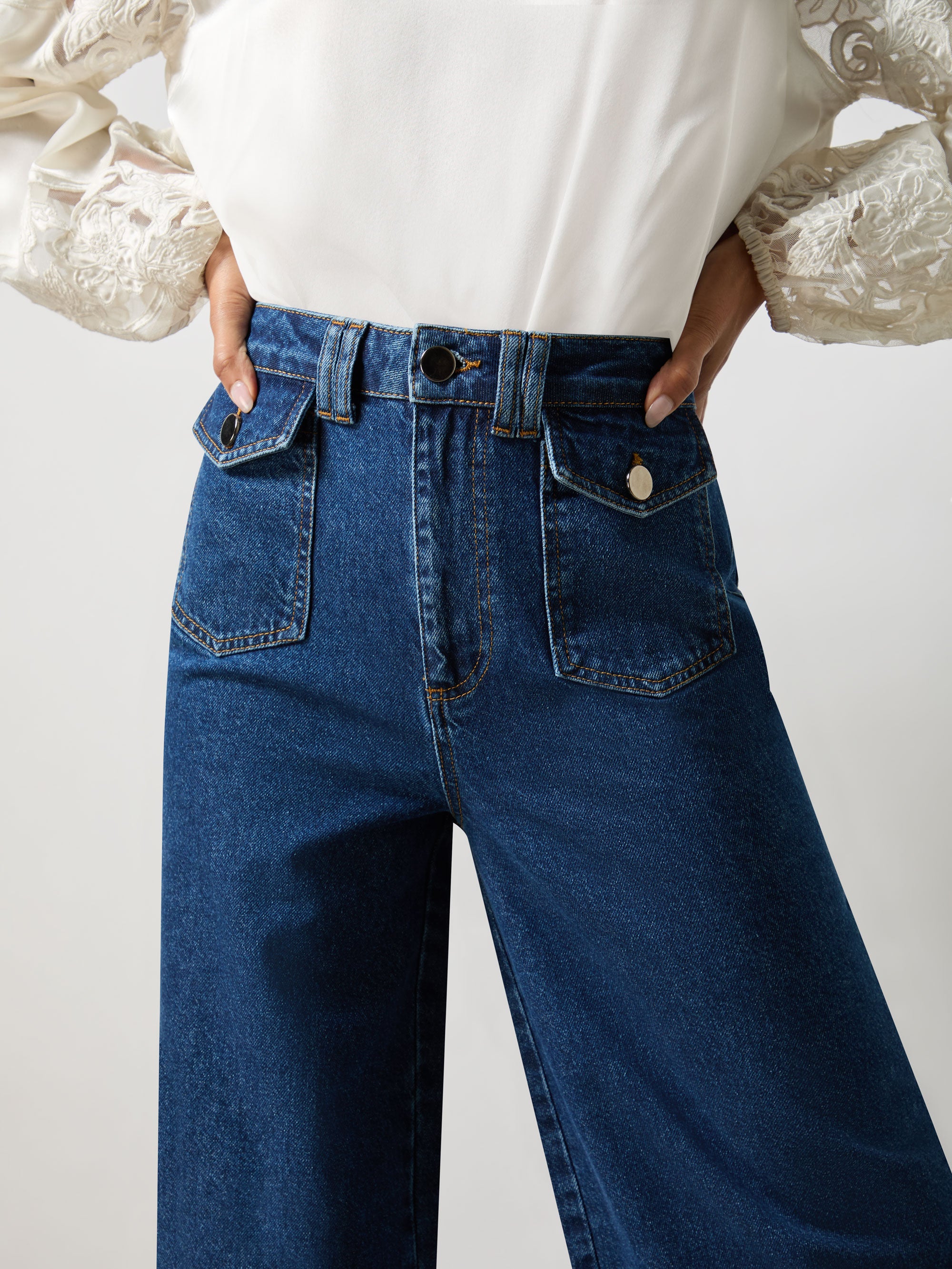 Petite Blue Wide Leg Jeans – Ro&Zo