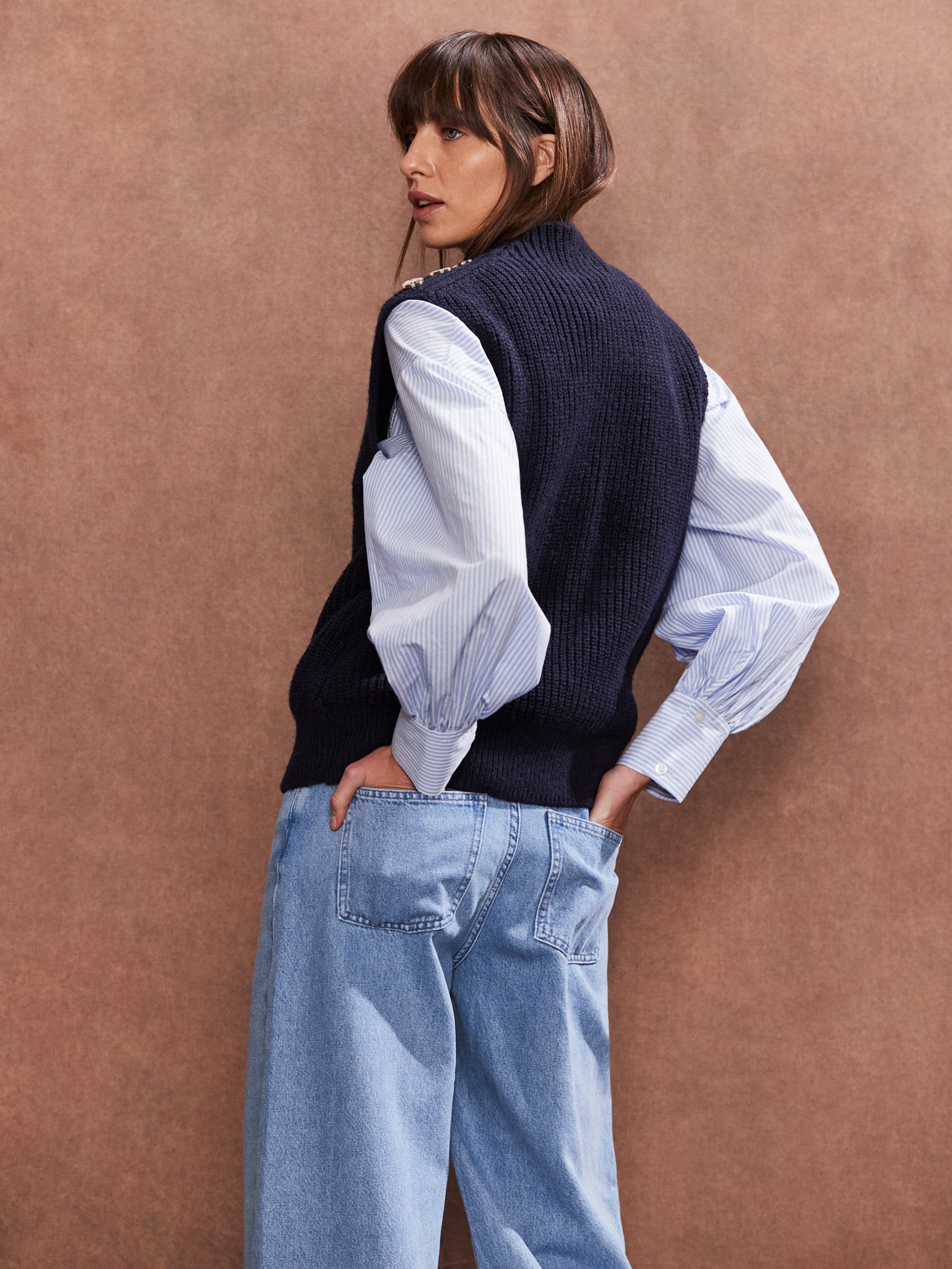 Navy Button-Detail Cotton-Blend Knit Vest – Ro&Zo