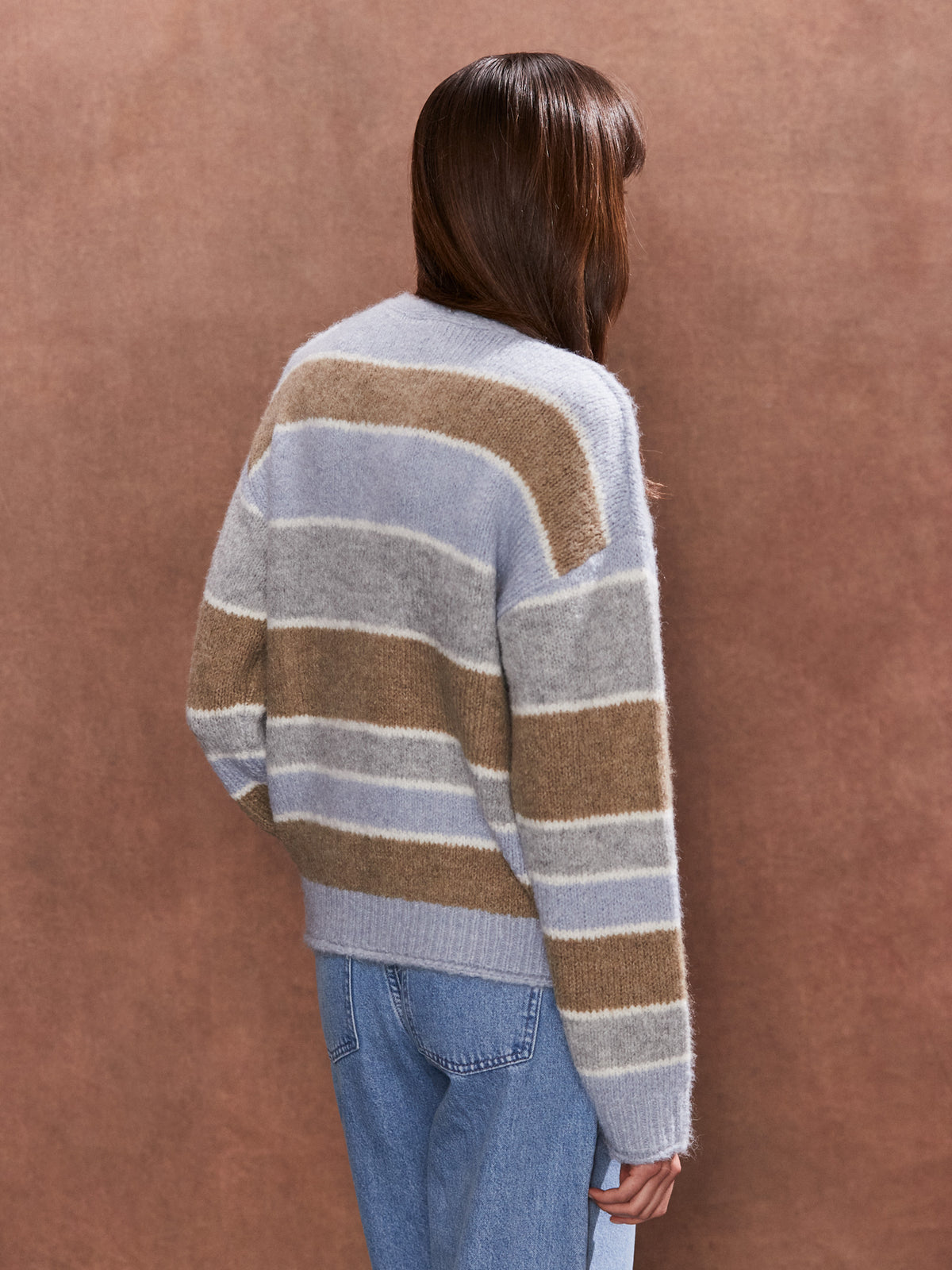 Neutral Stripe V-Neck Jumper