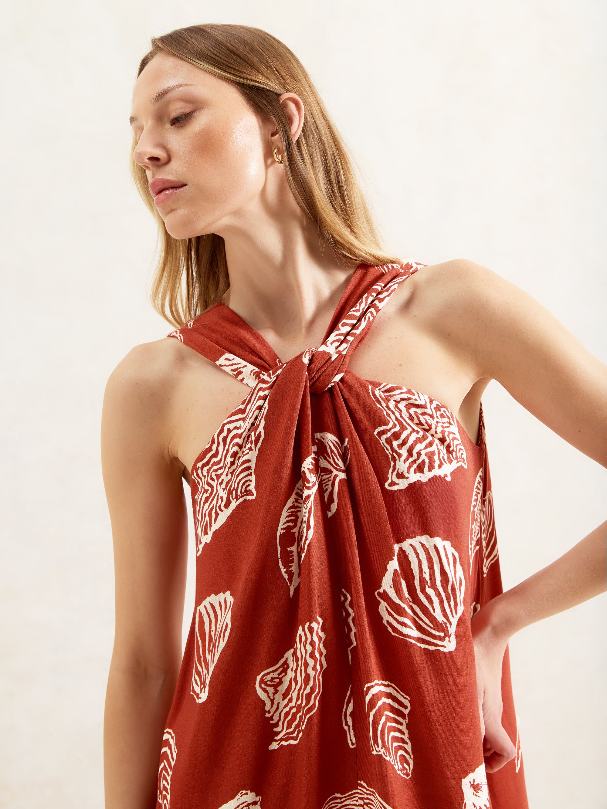 Rust Shell-Print Twist-Halterneck Dress – Ro&Zo