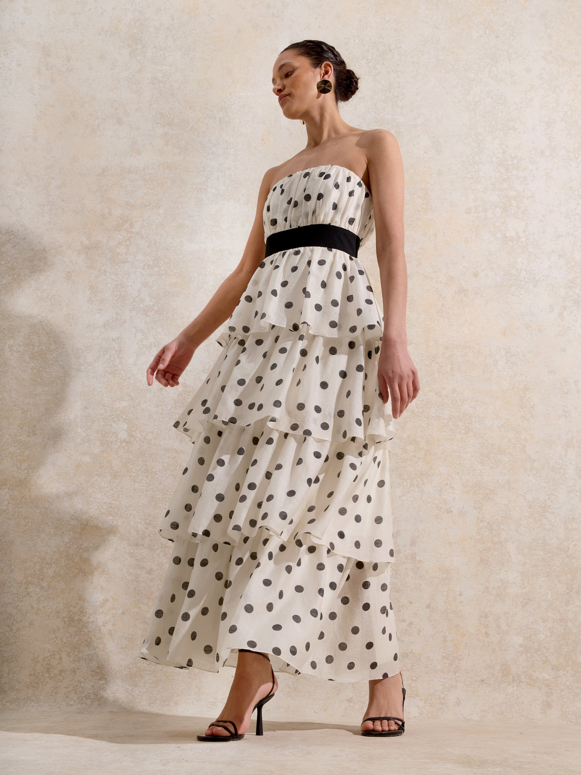 Claudia Black and White Polka Dot-Print Tiered Dress – Ro&Zo