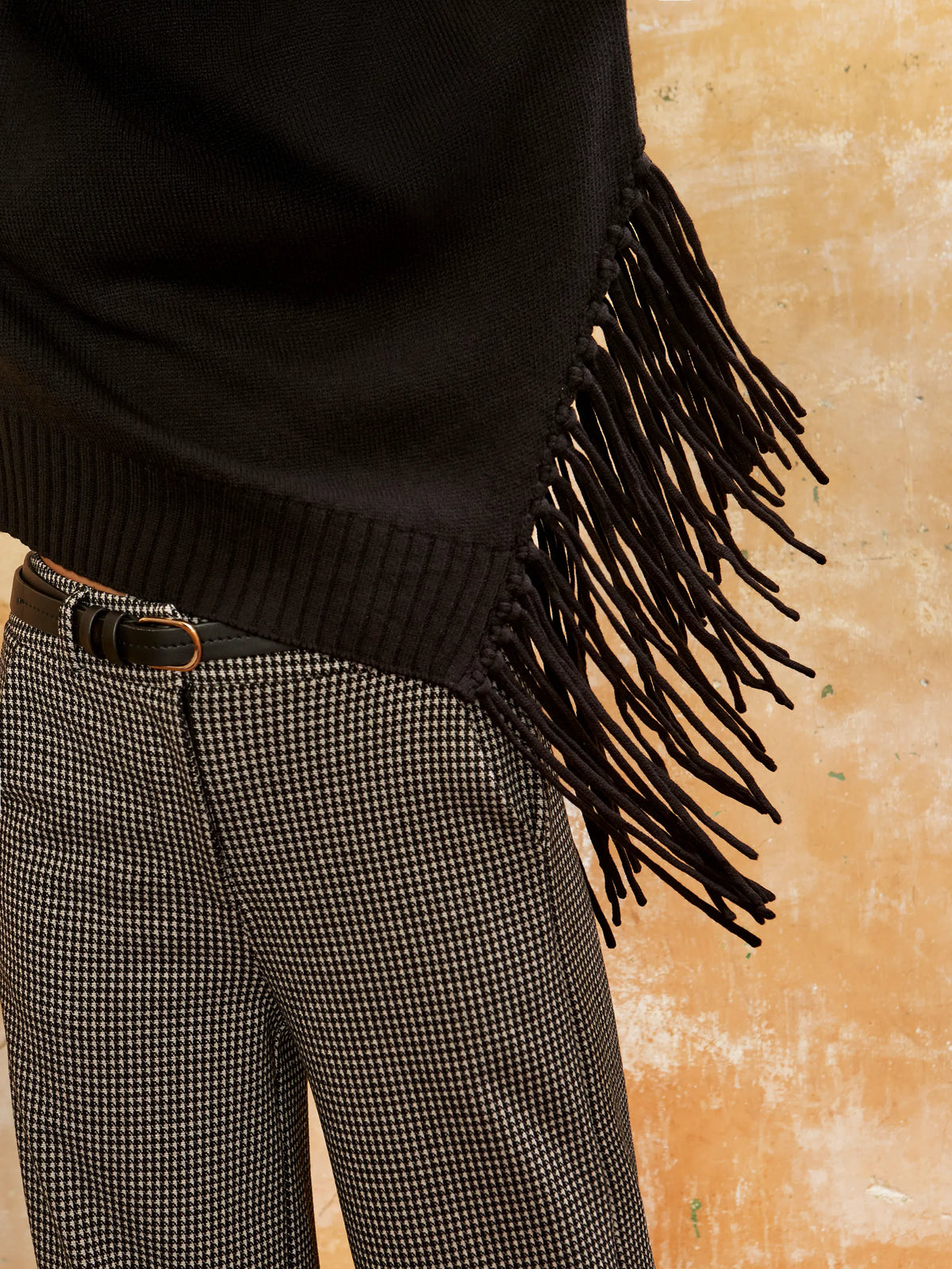 Black Asymmetric Fringed Jumper with Wool