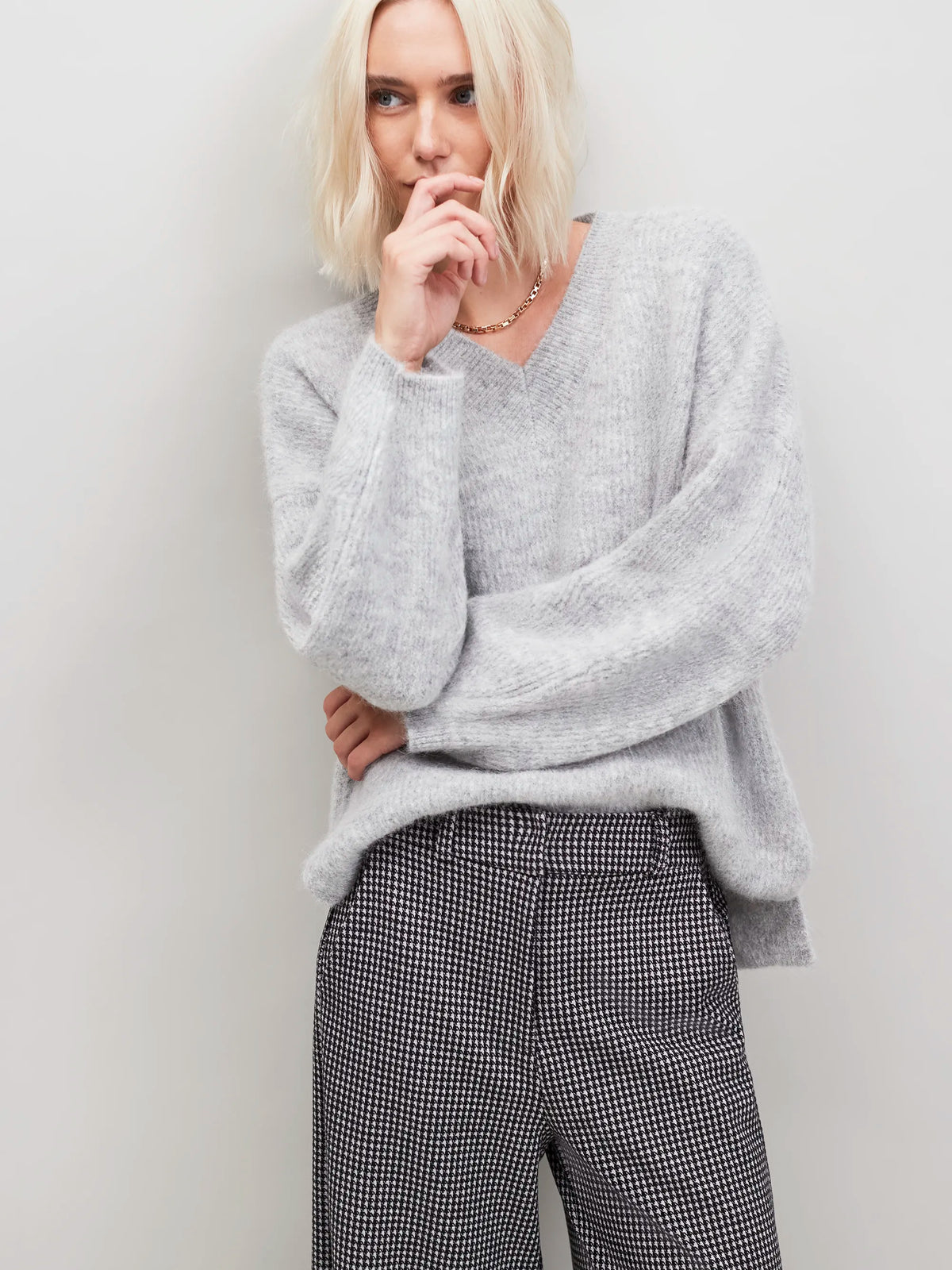 Grey Fluffy Knit Jumper With Alpaca