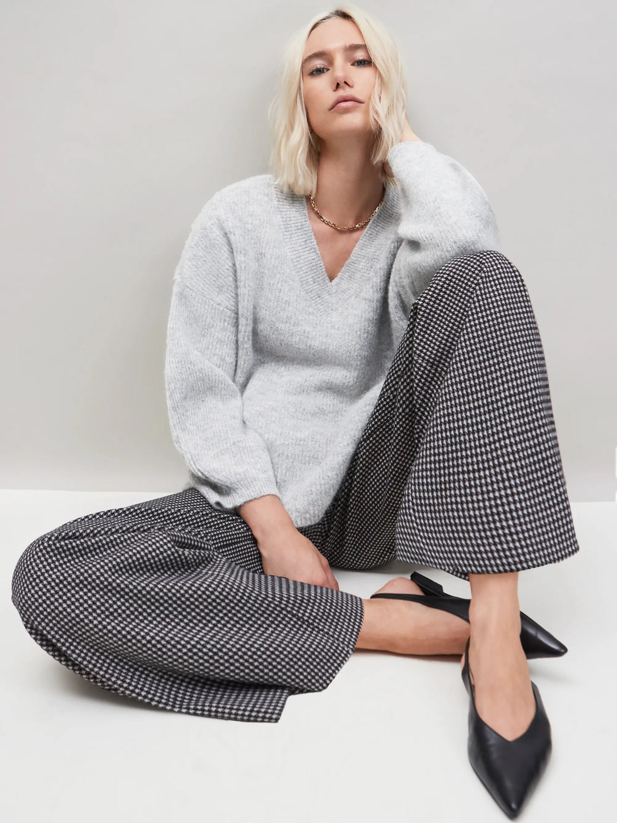 Grey Fluffy Knit Jumper With Alpaca