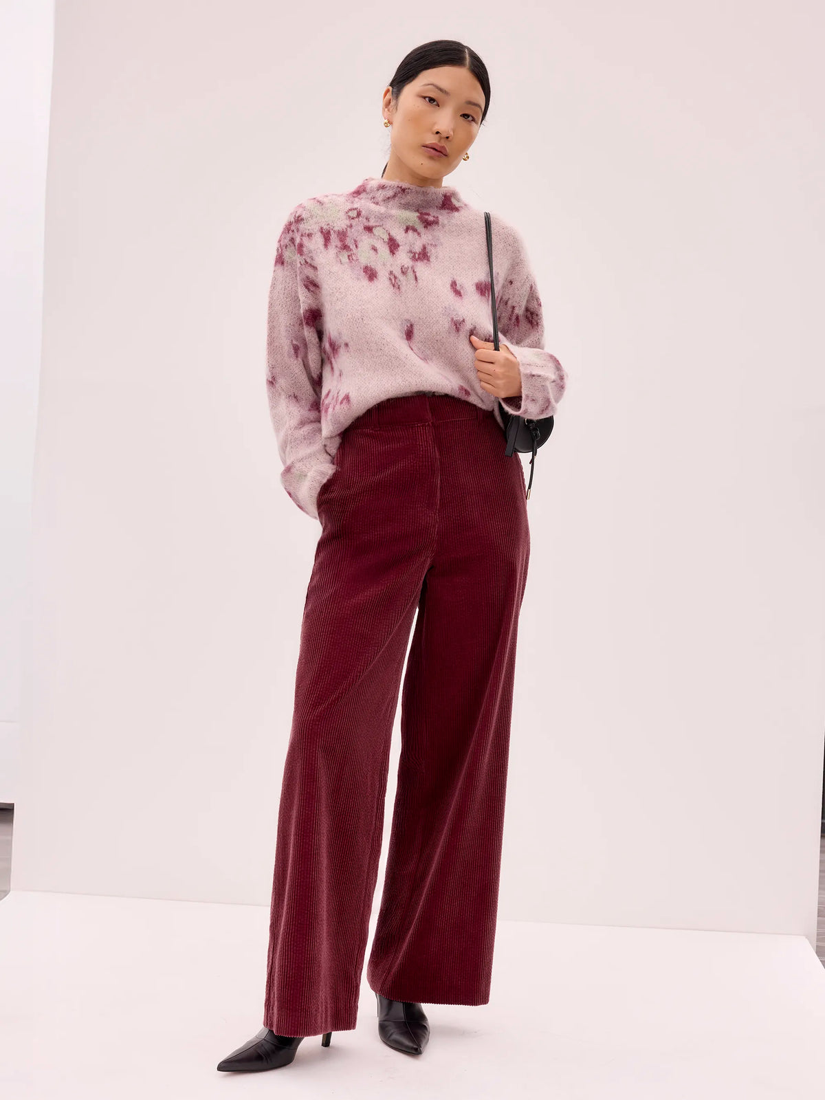 Abstract Floral Jacquard Knit Jumper with Wool and Alpaca