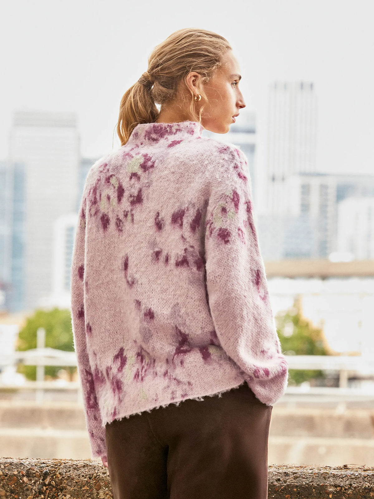 Abstract Floral Jacquard Knit Jumper with Wool and Alpaca