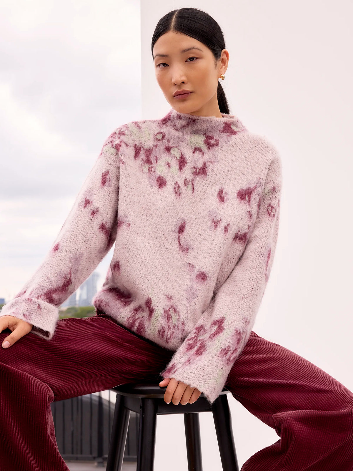 Abstract Floral Jacquard Knit Jumper with Wool and Alpaca