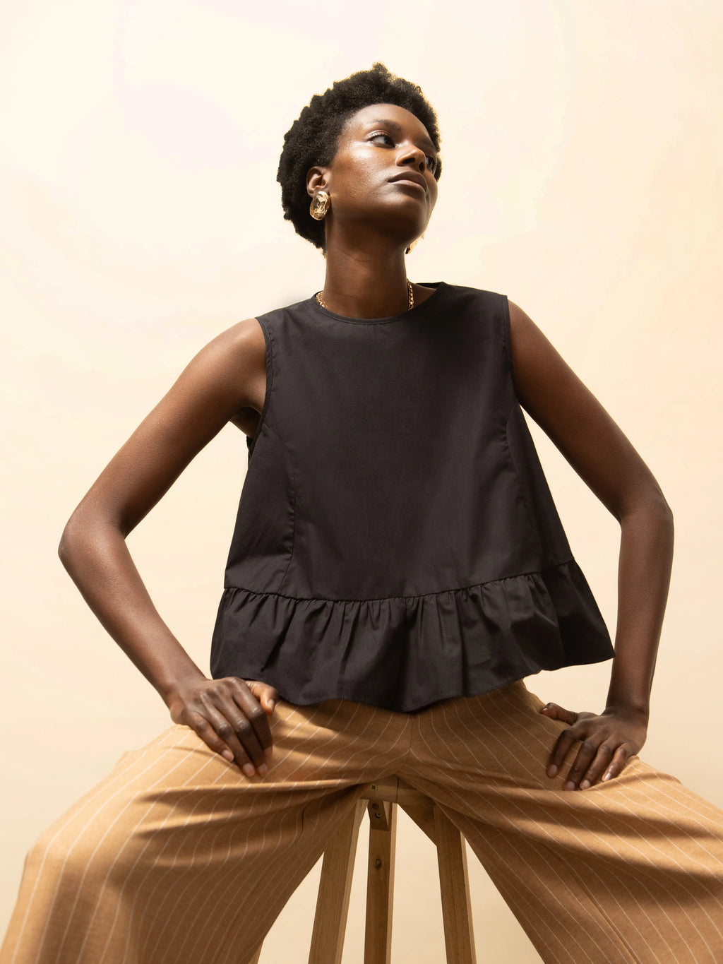 Black Frill Hem Cotton Top – Ro&Zo
