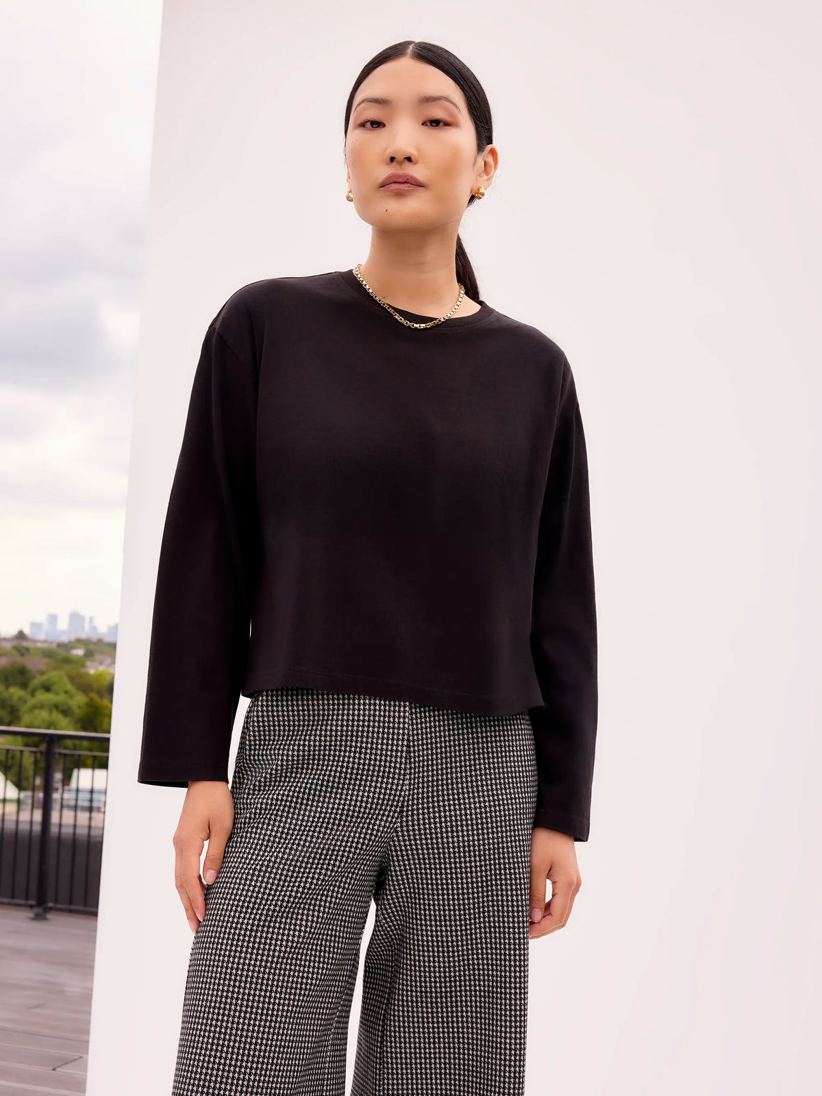 Black Long-Sleeved Organic Cotton T-Shirt