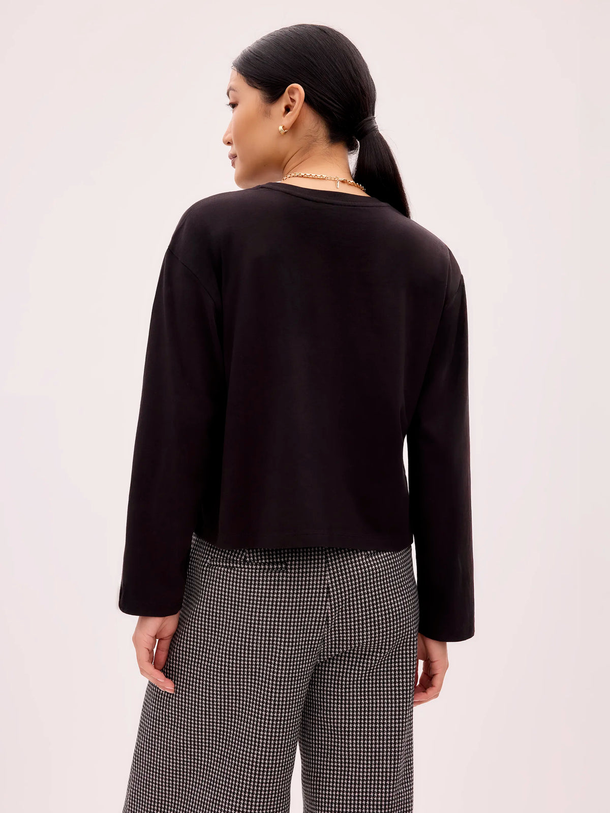 Black Long-Sleeved Organic Cotton T-Shirt
