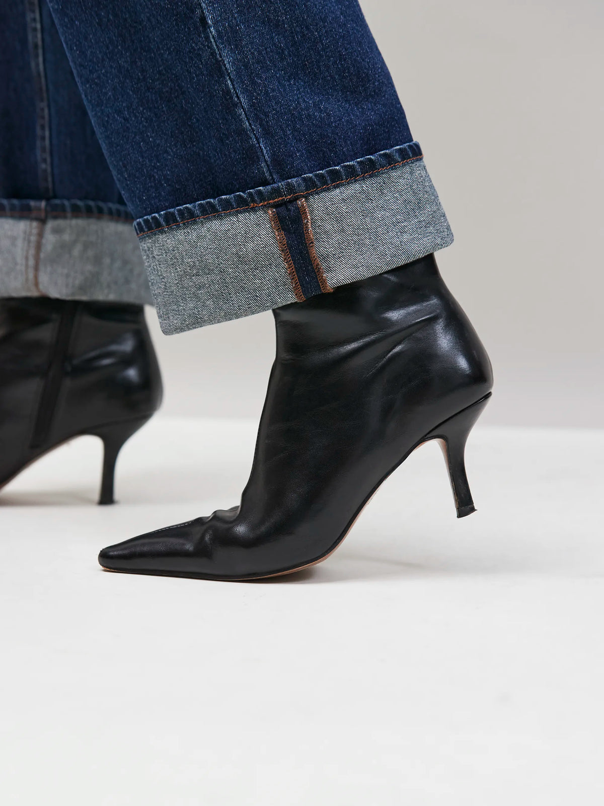 Petite Blue Denim Turn Up Hem Jeans