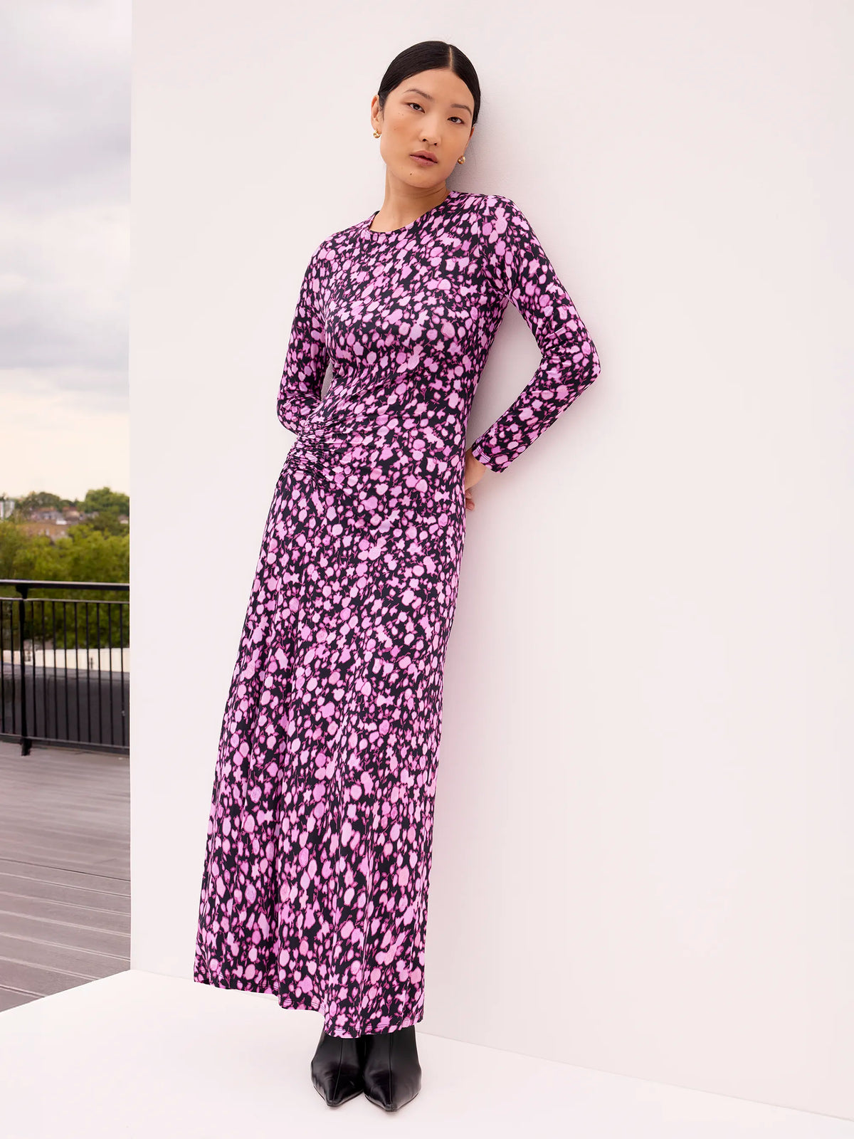 Petite Ruched Batik-Print Midaxi Dress