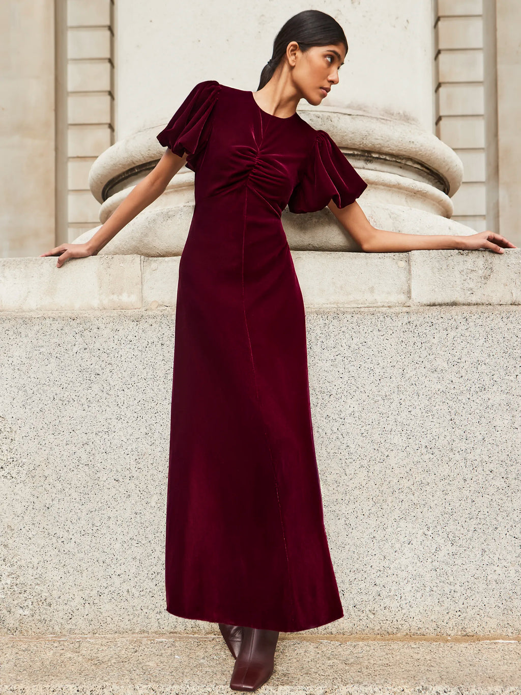 Jessie Plum Velvet Puff Sleeve Dress – Ro&Zo Jessie Plum Velvet Puff Sleeve Dress – Ro&Zo