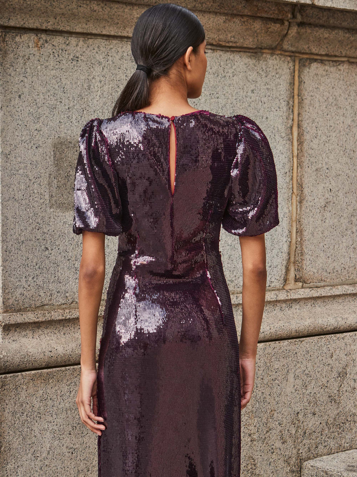 Petite Annabelle Wine Puff Sleeve Dress