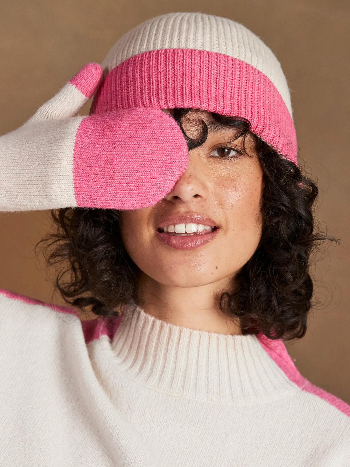 Pink Colour Block Mittens With Cashmere