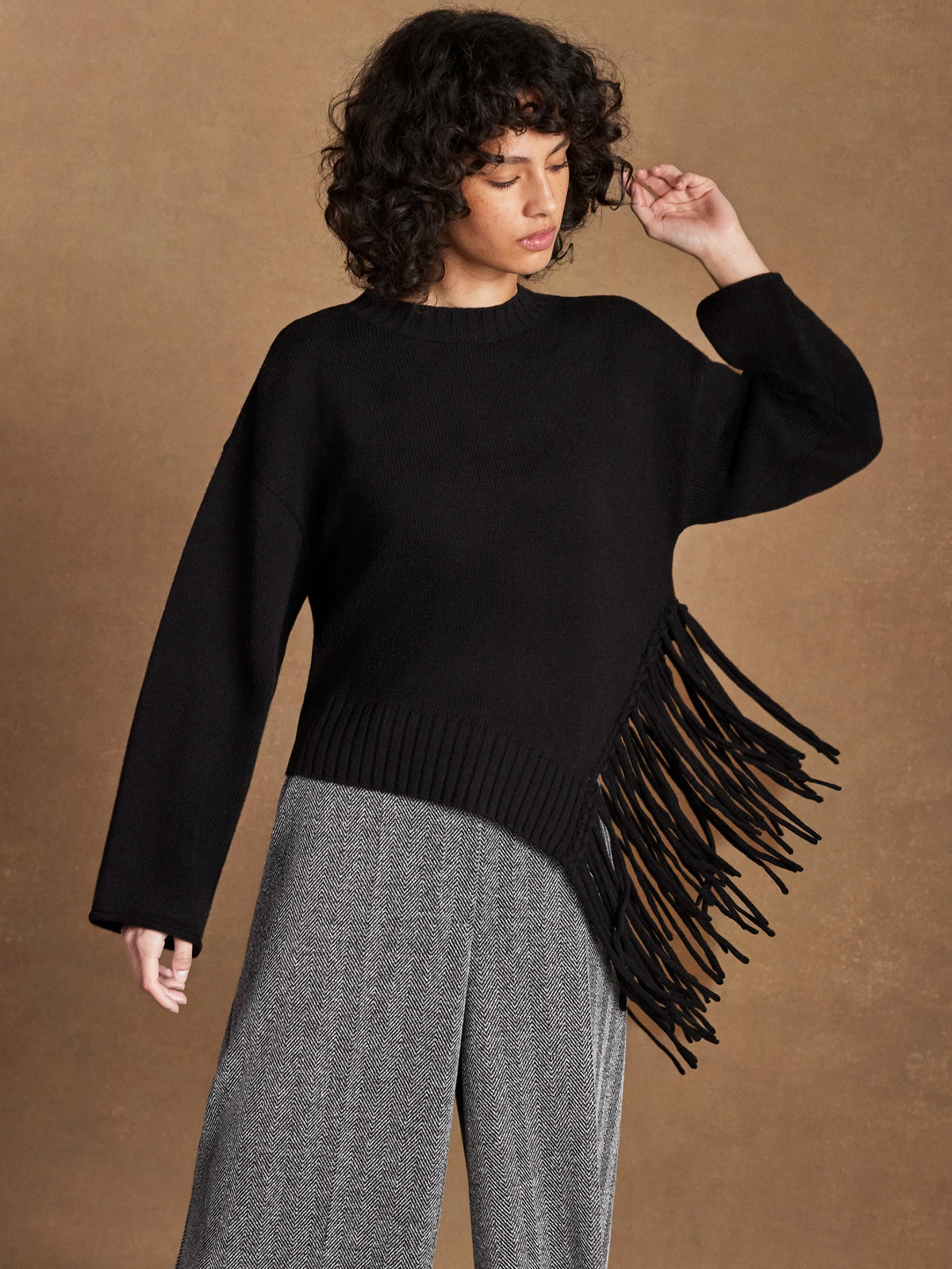 Black Asymmetric Fringed Jumper with Wool