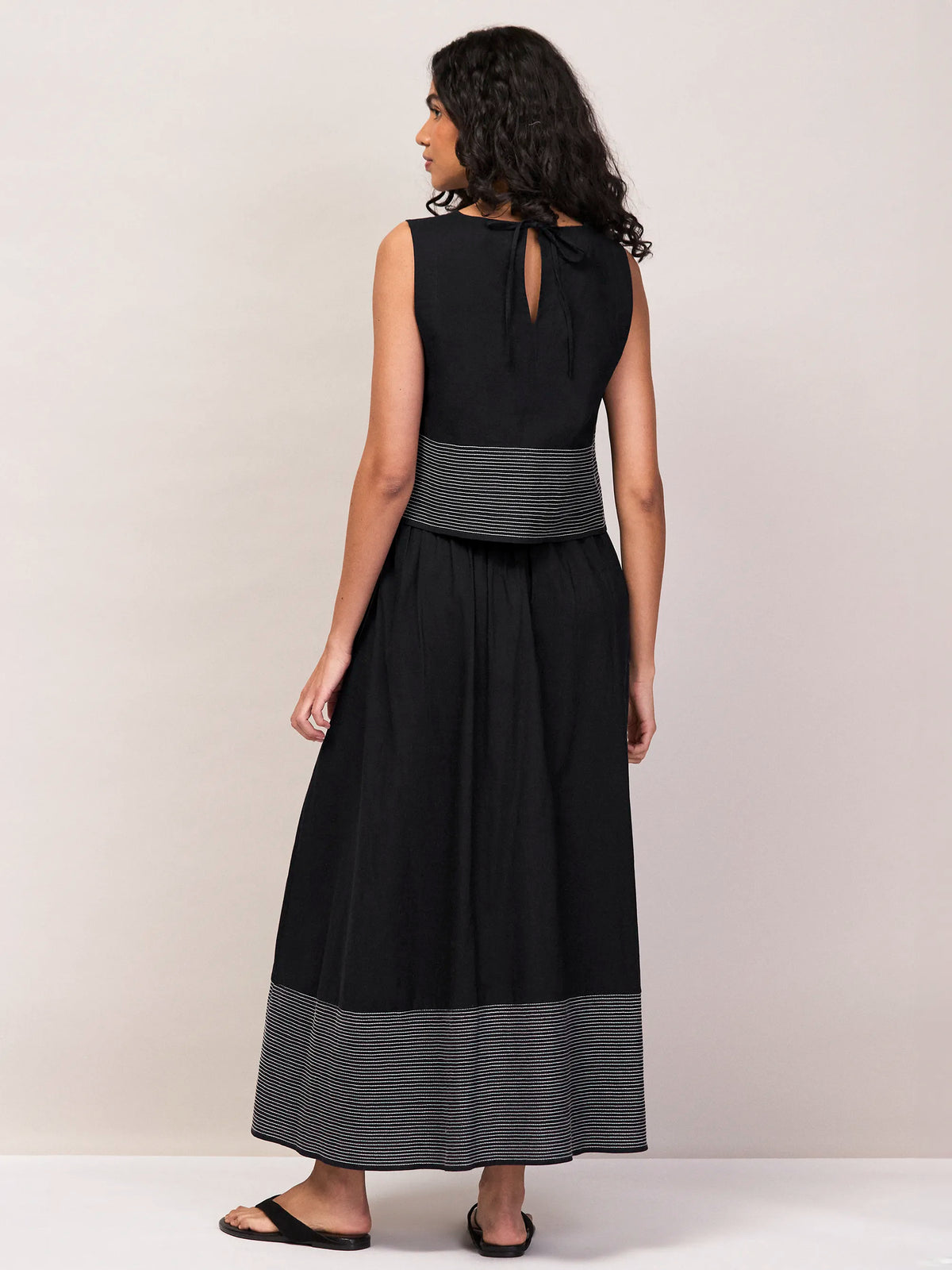 Black Cotton Contrast-Stitch Maxi Skirt