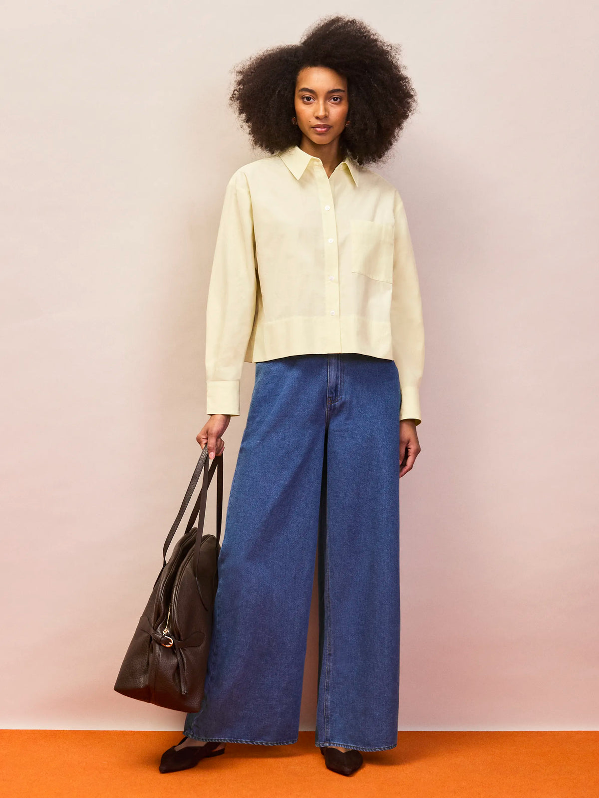 Buttermilk cropped cotton poplin shirt with chest pocket and button fastening