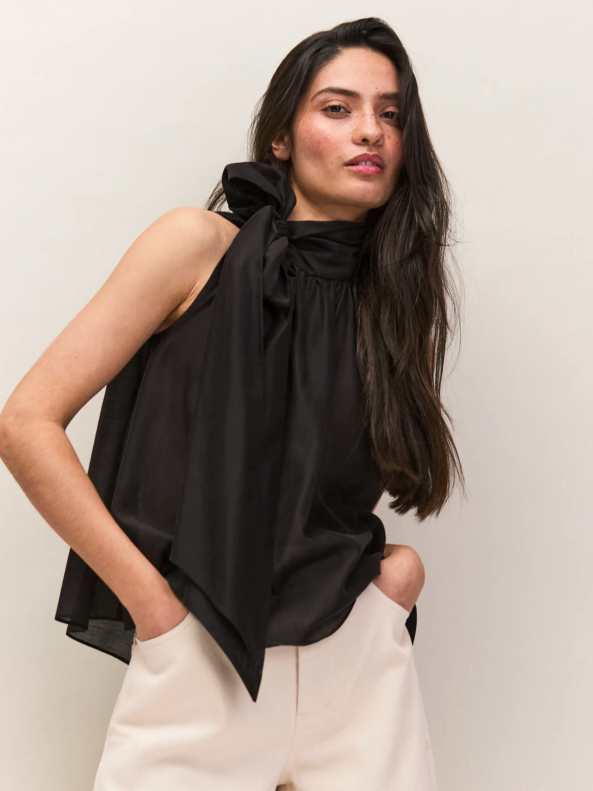 Black Bow Details Sleeveless Blouse Lyocell
