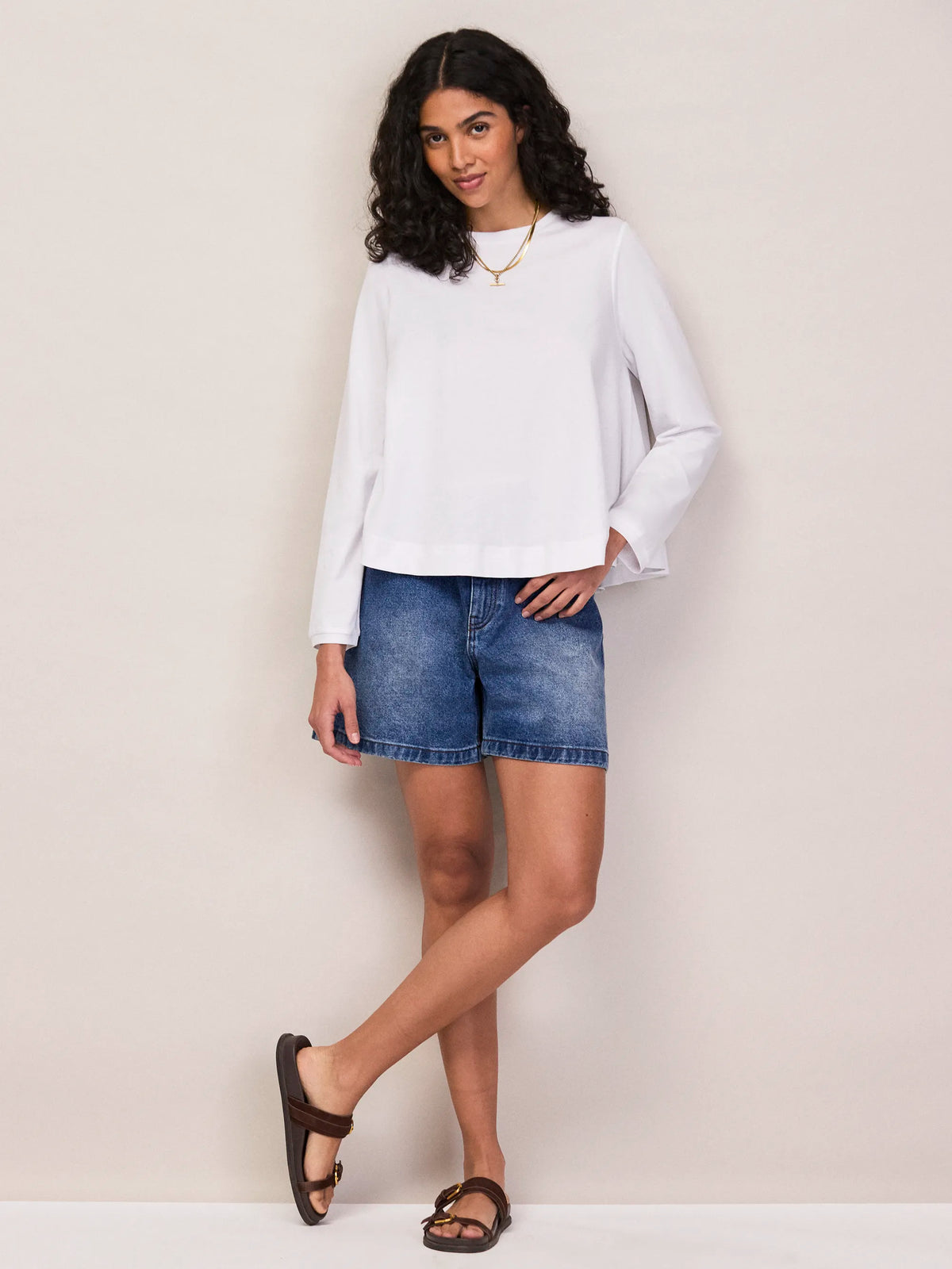 White Hi-Lo Hem T-Shirt