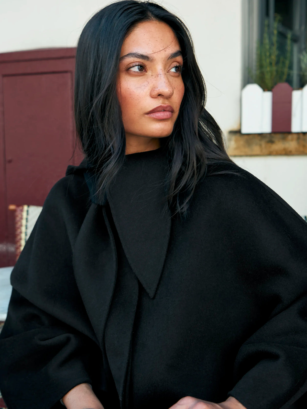 Black Double-Faced Neckerchief Cape With Wool