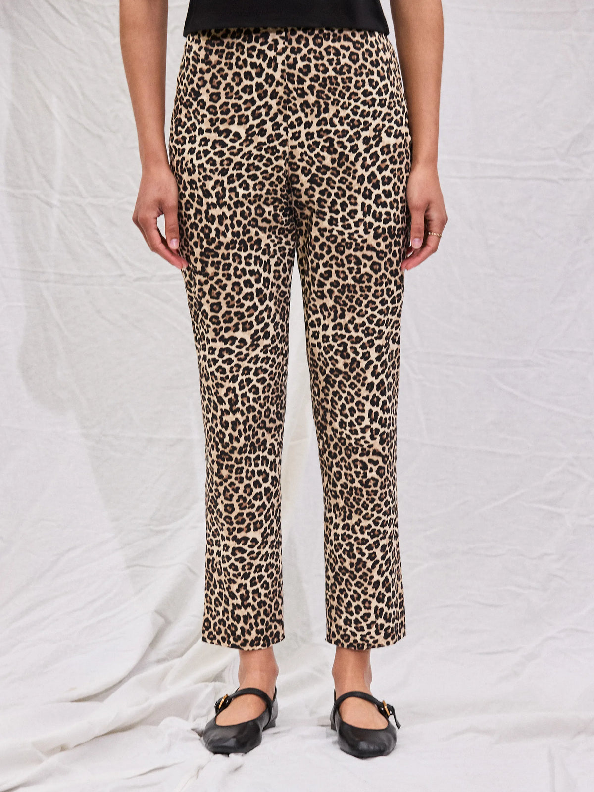 Leopard-Print 7/8 Capri Pants